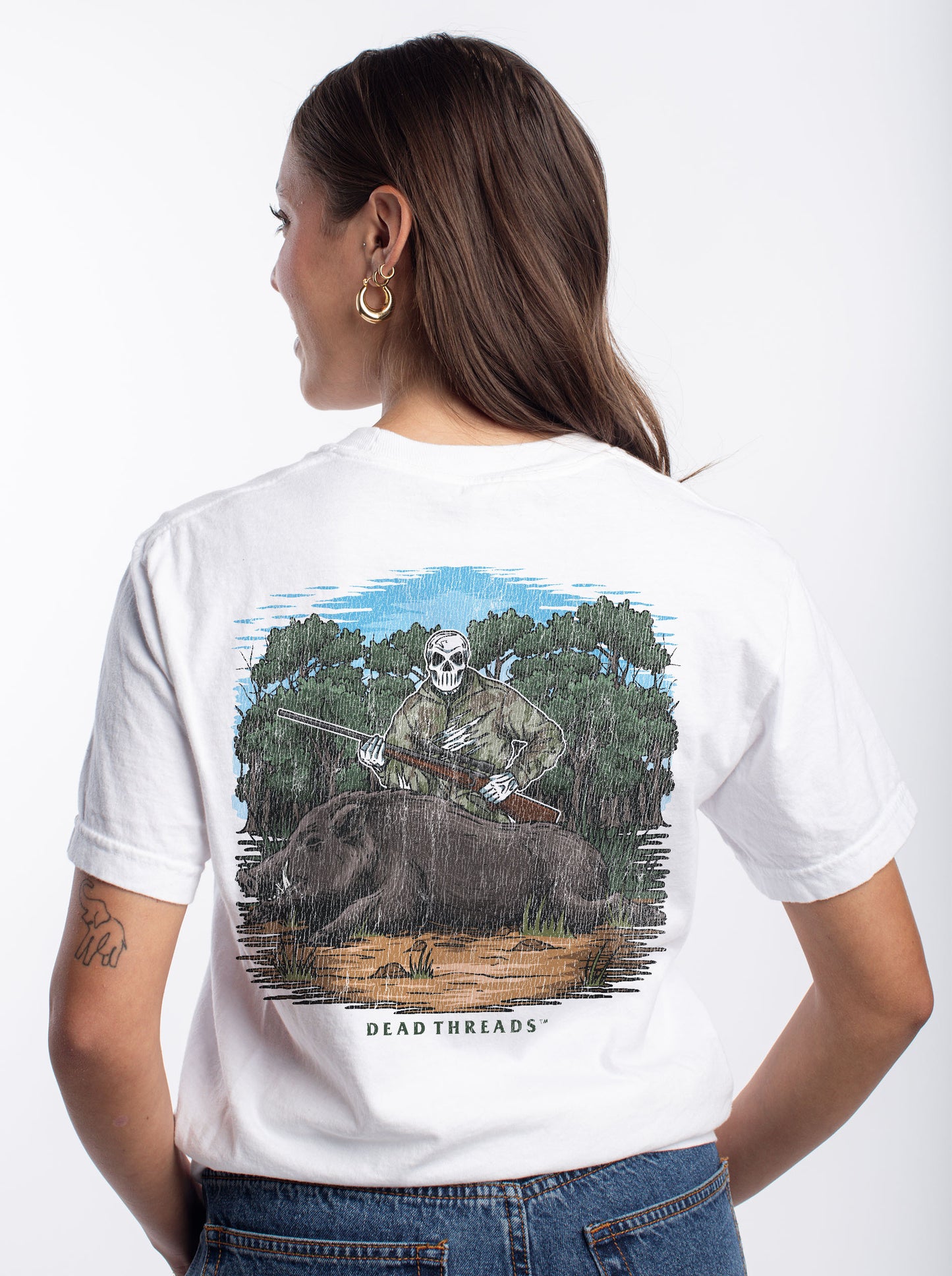 BOARED TO DEATH - “DT ESSENTIAL" PREMIUM T-SHIRT