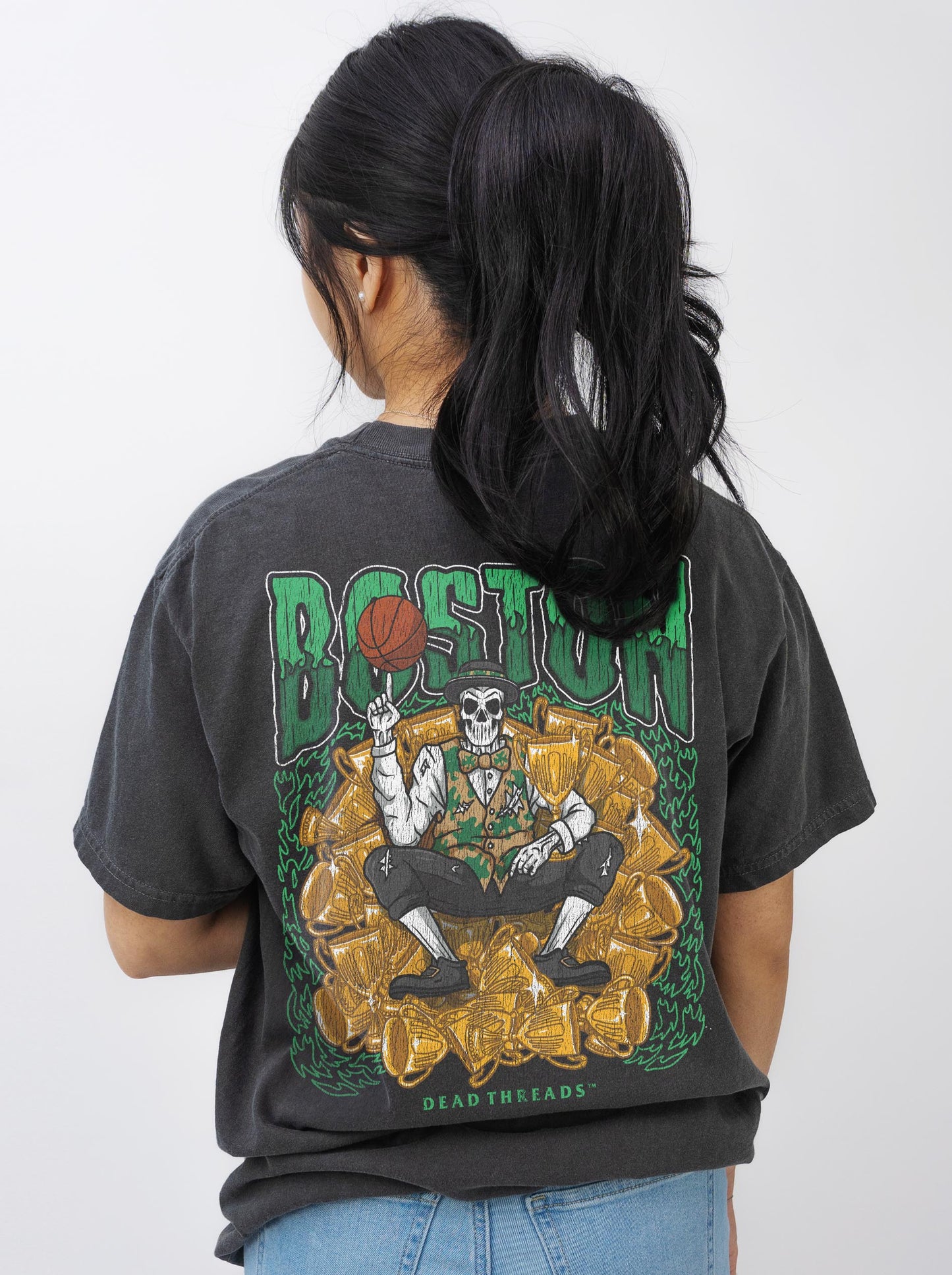 BOSTON BASKETBALL - “3 SKULL” PREMIUM T-SHIRT