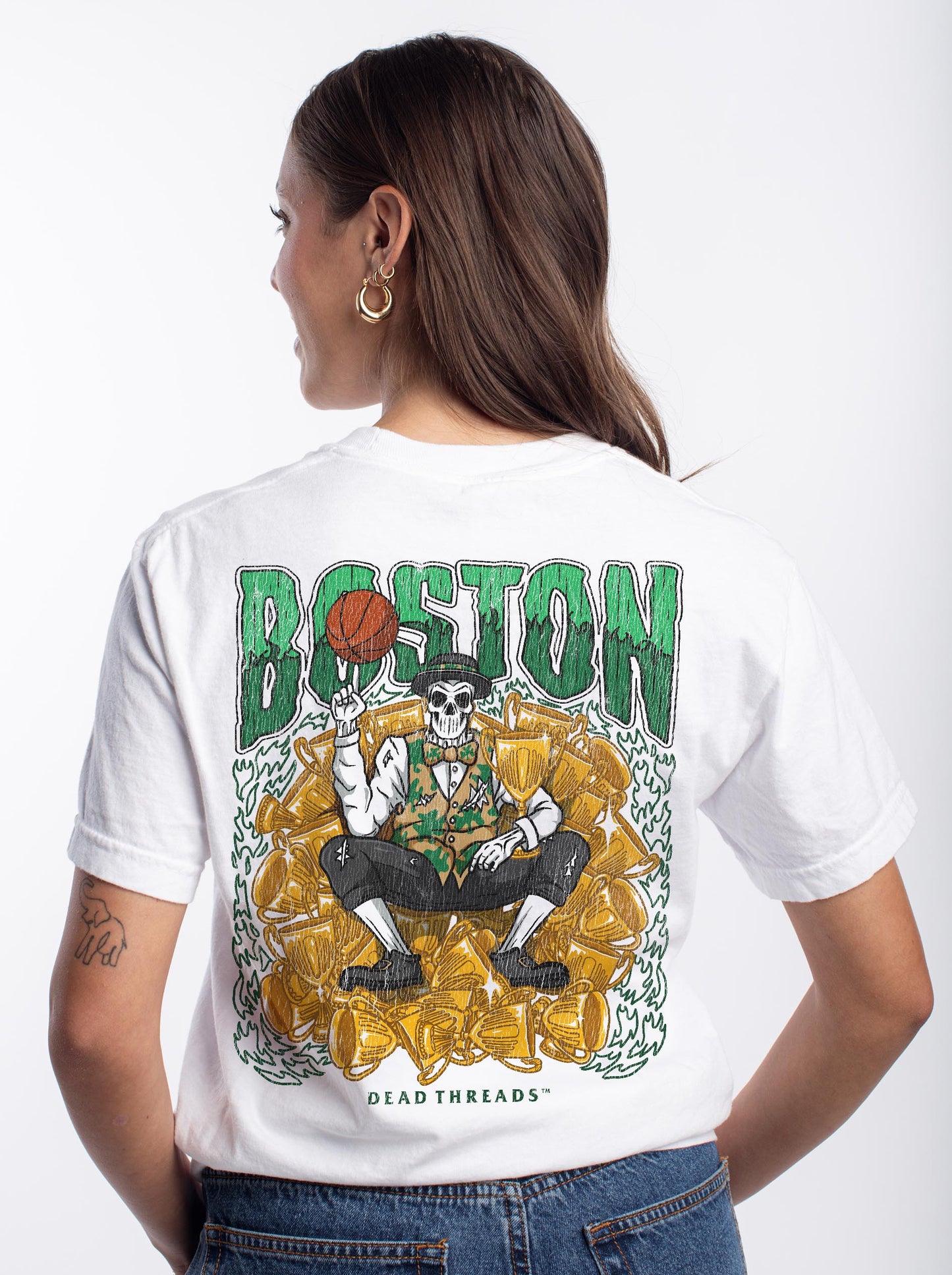 BOSTON BASKETBALL - “3 SKULL” PREMIUM T-SHIRT
