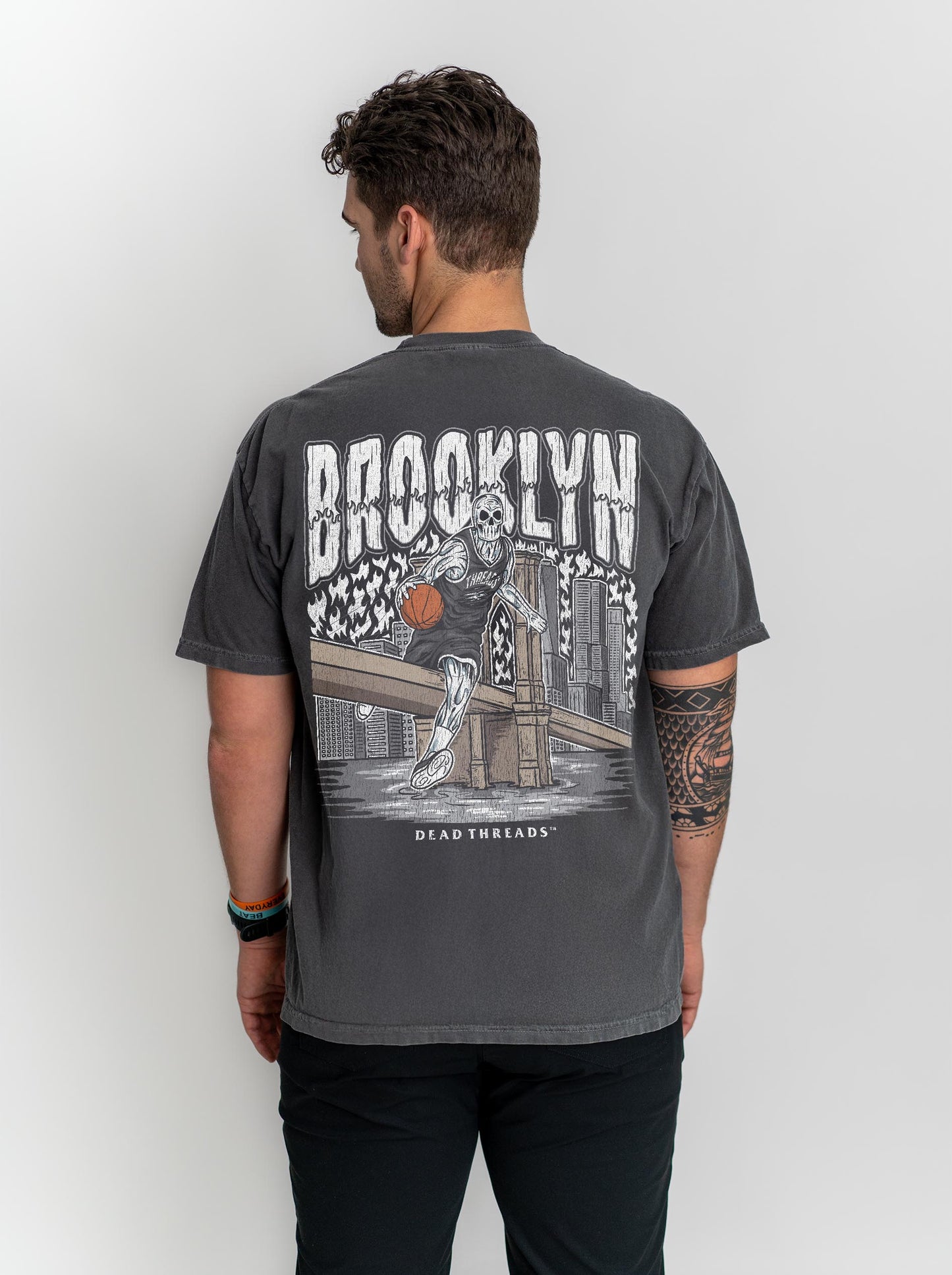 BROOKLYN BASKETBALL - “3 SKULL” PREMIUM T-SHIRT