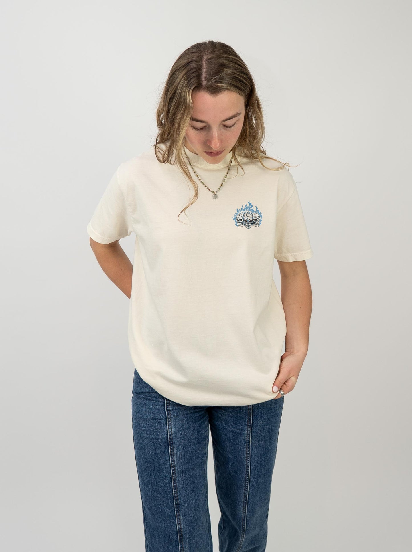 CHAPEL HILL BASKETBALL - “3 SKULL” PREMIUM T-SHIRT