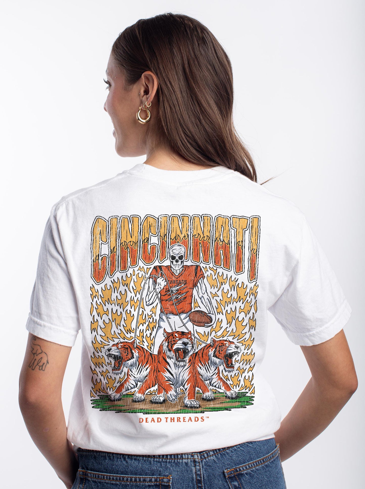 CINCINNATI FOOTBALL - “3 SKULL” PREMIUM T-SHIRT