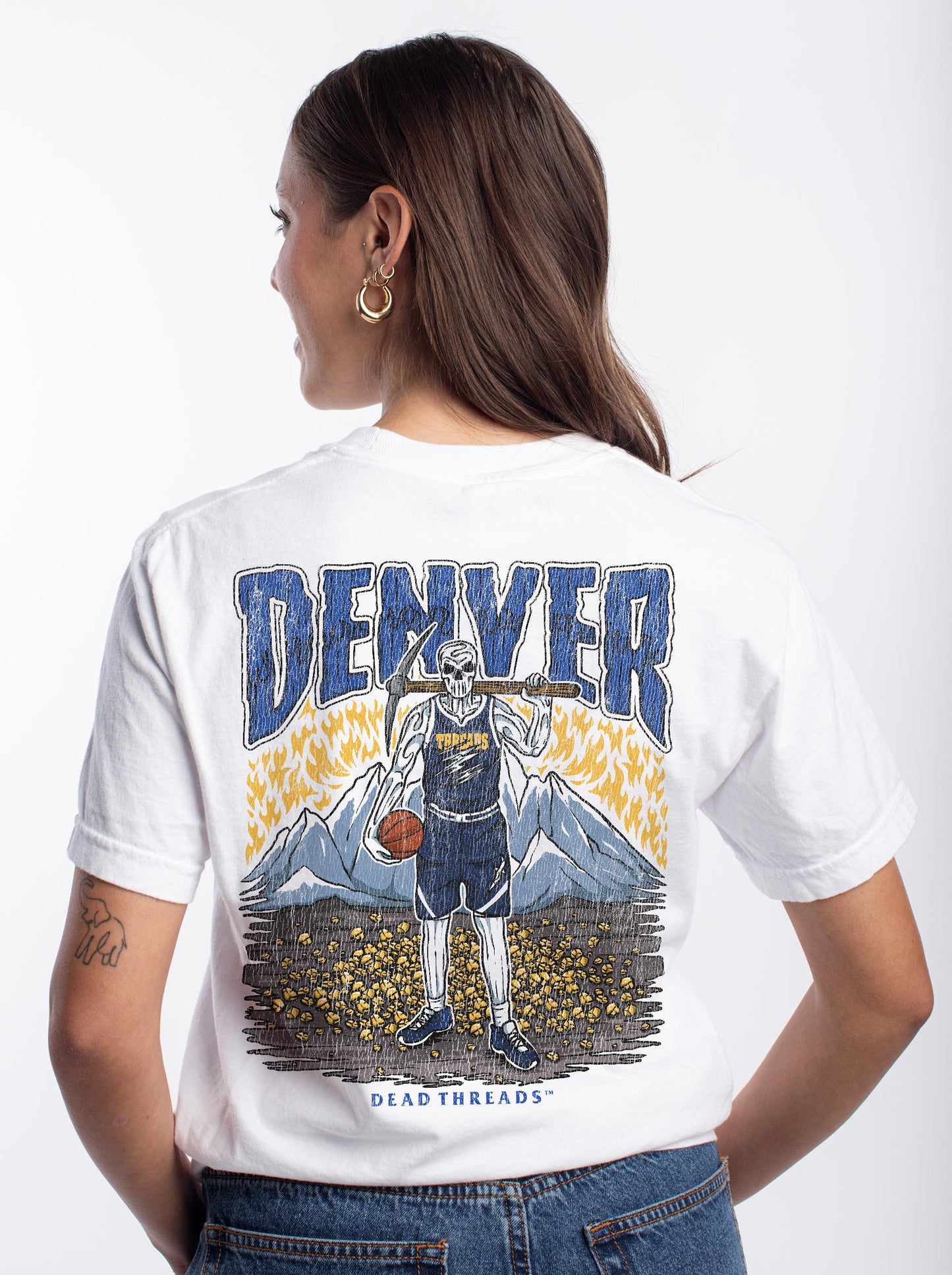 DENVER BASKETBALL - “3 SKULL” PREMIUM T-SHIRT