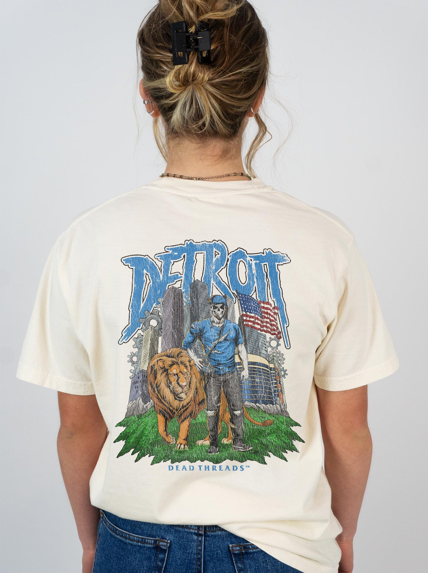 DETROIT FOOTBALL v3 - “3 SKULL” PREMIUM T-SHIRT