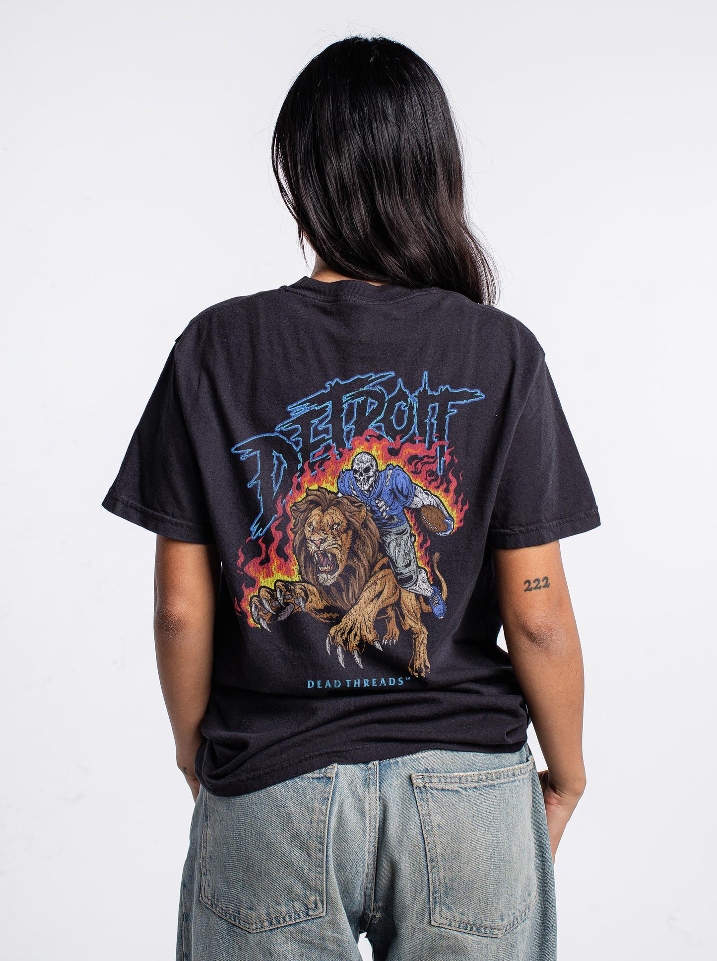 DETROIT FOOTBALL v2 - “DT ESSENTIAL" PREMIUM T-SHIRT