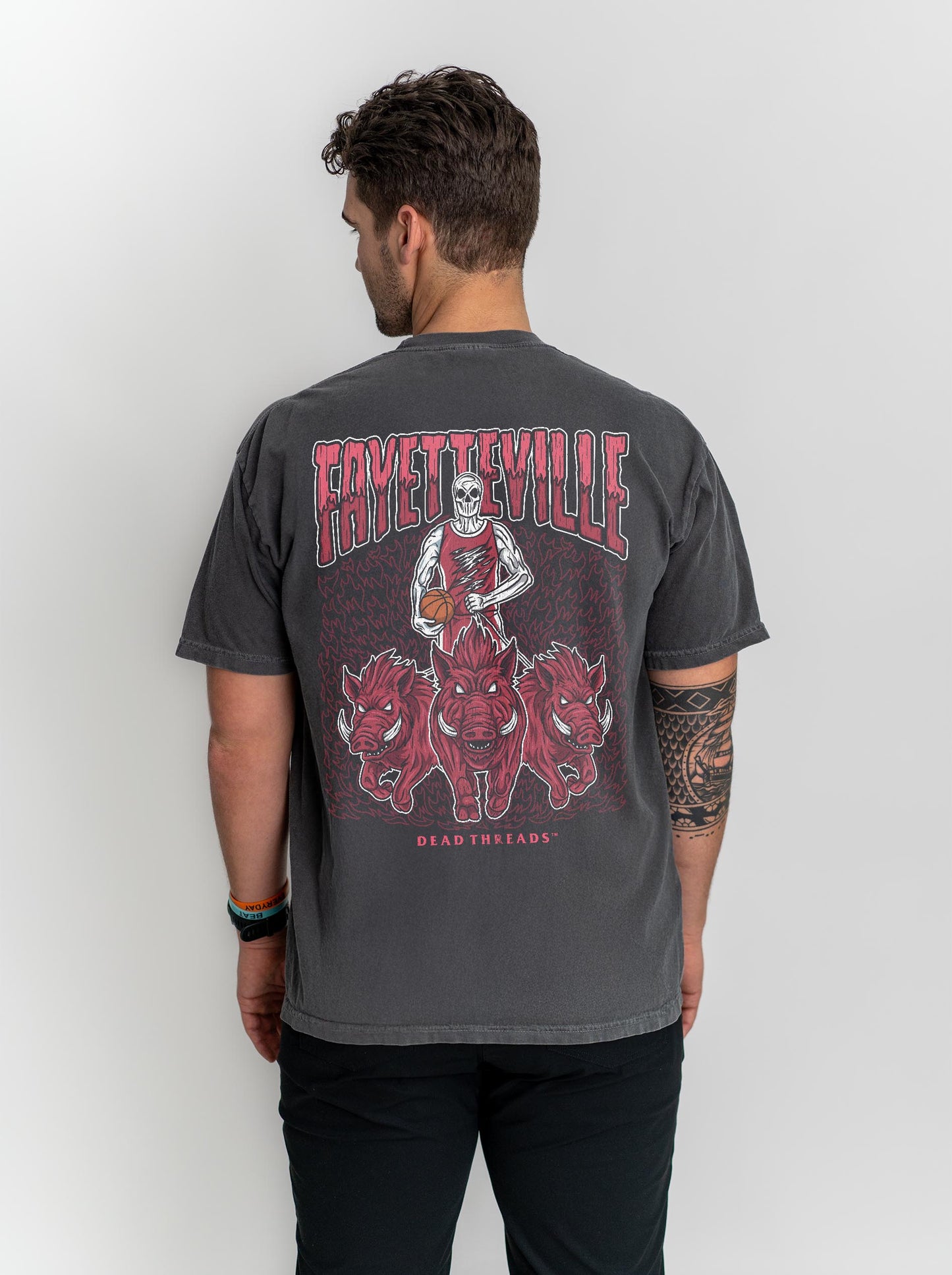 FAYETTEVILLE BASKETBALL - “3 SKULL” PREMIUM T-SHIRT