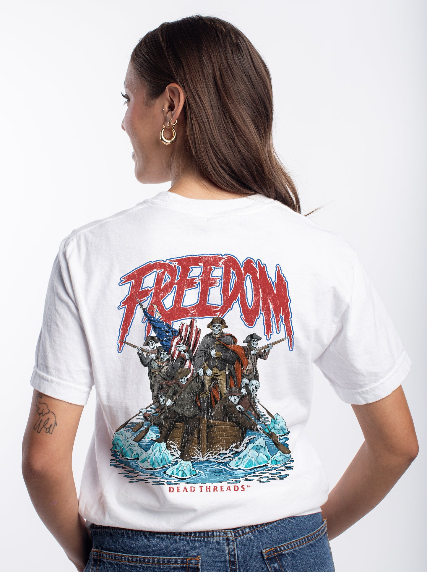 FREEDOM v4 - “DT ESSENTIAL" PREMIUM T-SHIRT
