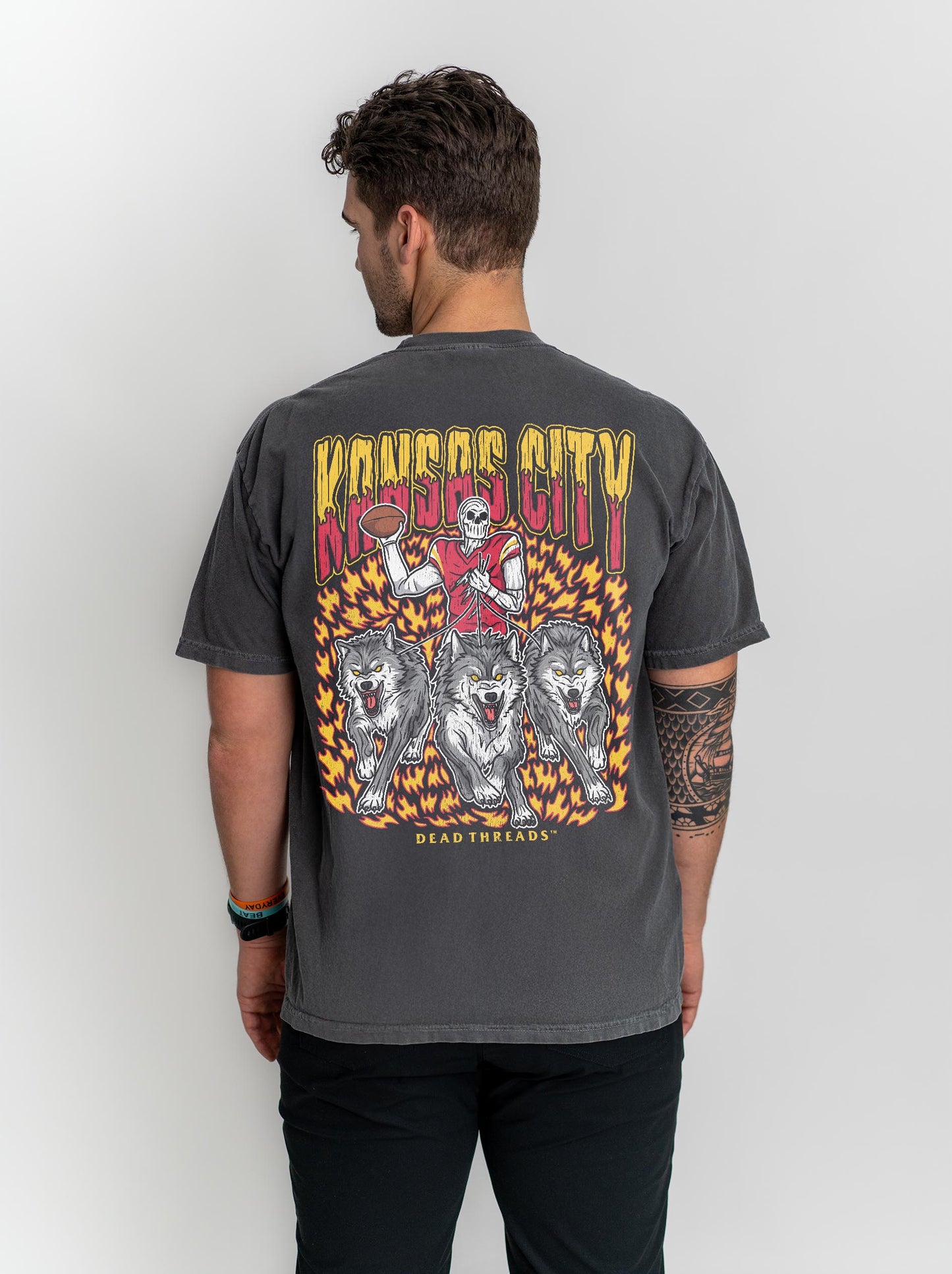 KANSAS CITY FOOTBALL v1 - “3 SKULL” PREMIUM T-SHIRT
