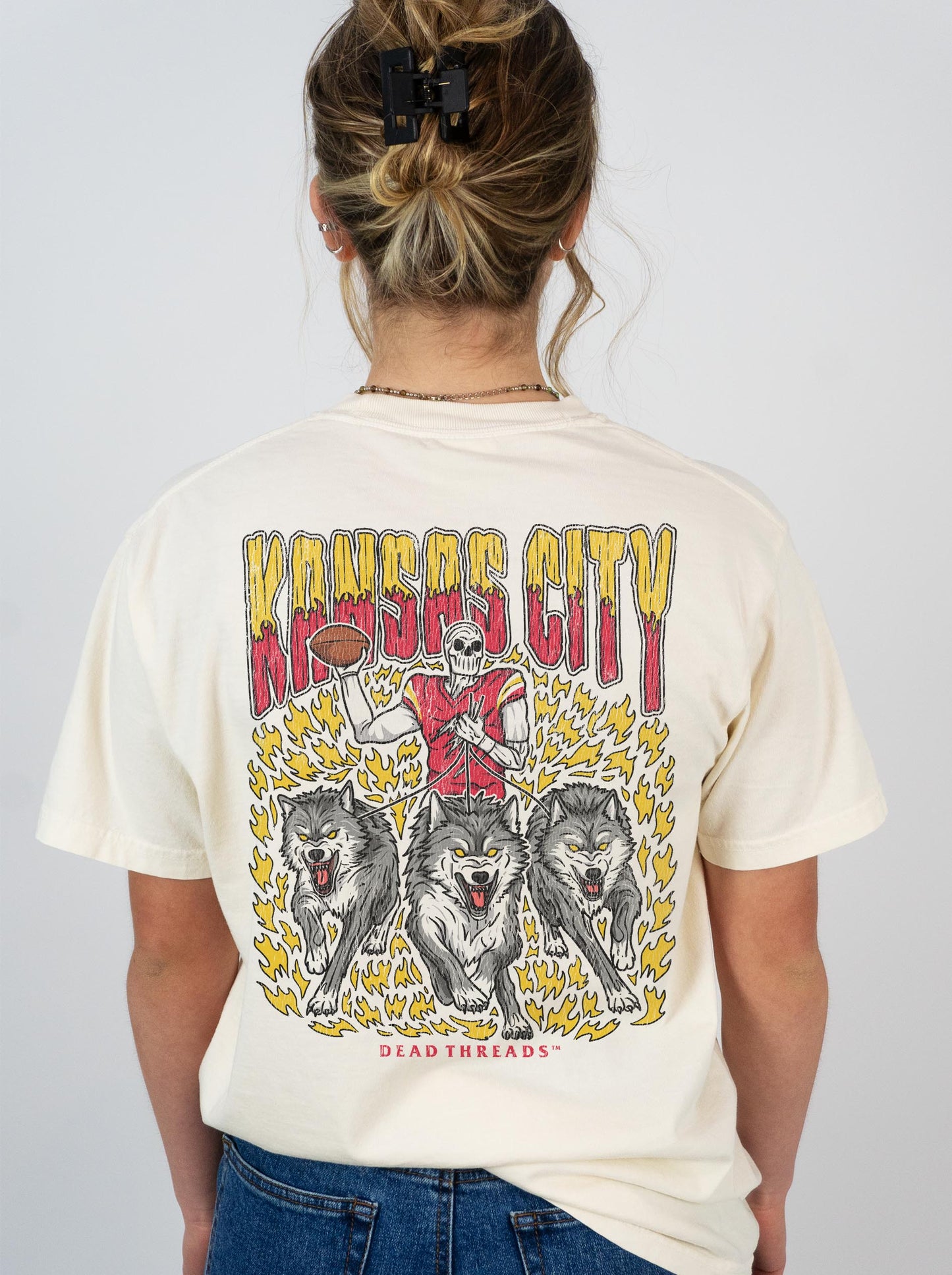 KANSAS CITY FOOTBALL v1 - “3 SKULL” PREMIUM T-SHIRT