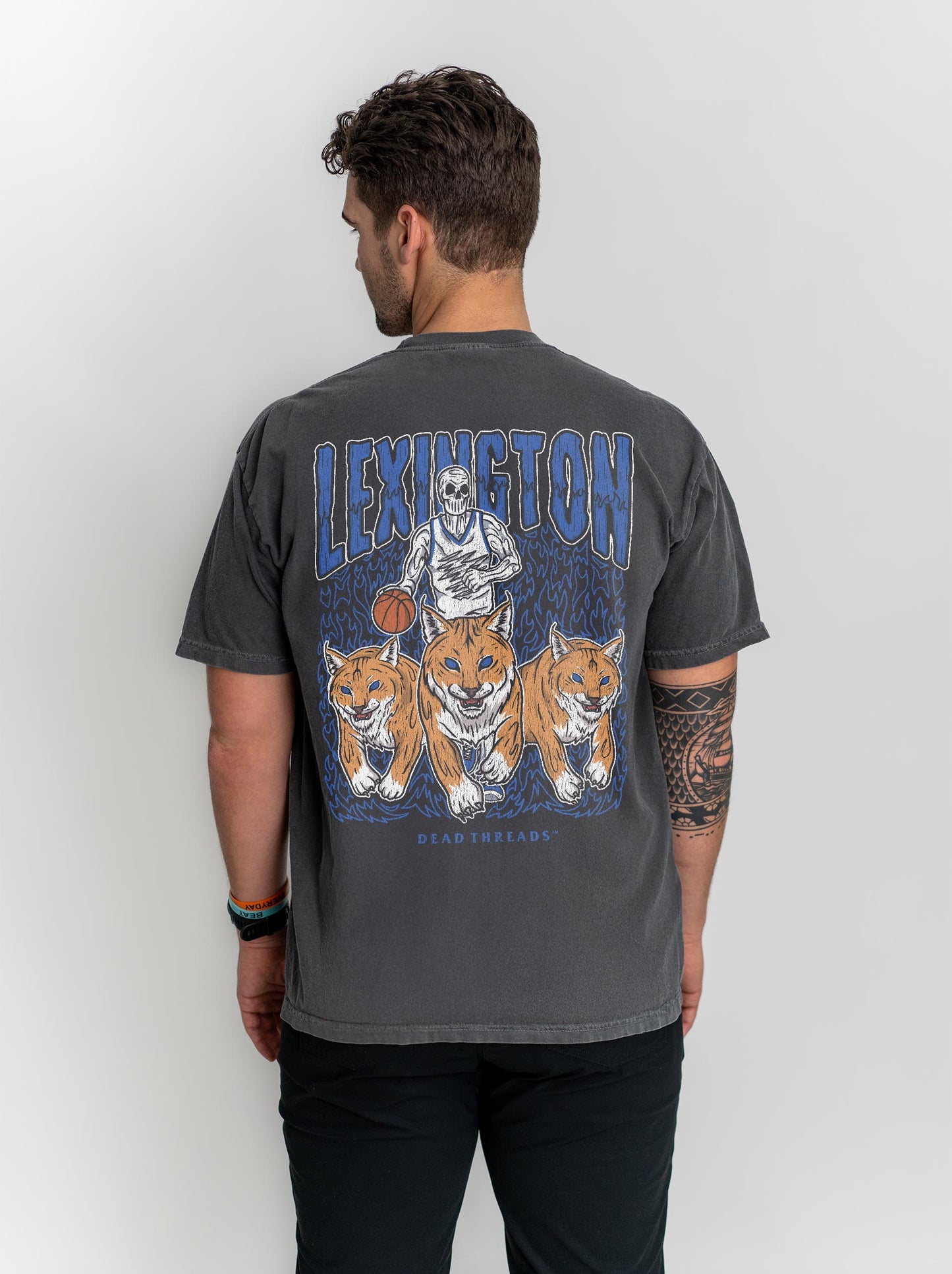 LEXINGTON BASKETBALL - “3 SKULL” PREMIUM T-SHIRT