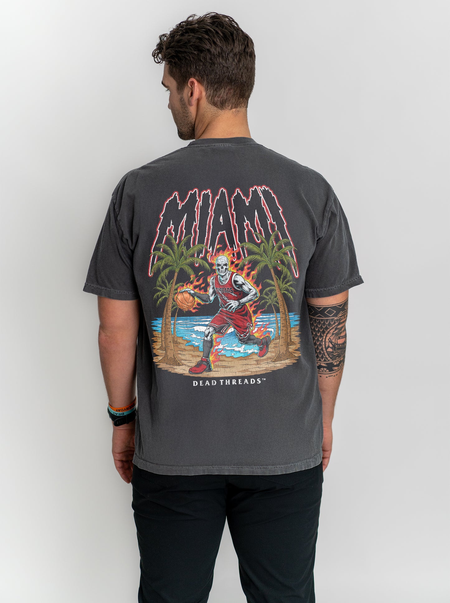 MIAMI BASKETBALL - “DT ESSENTIAL" PREMIUM T-SHIRT