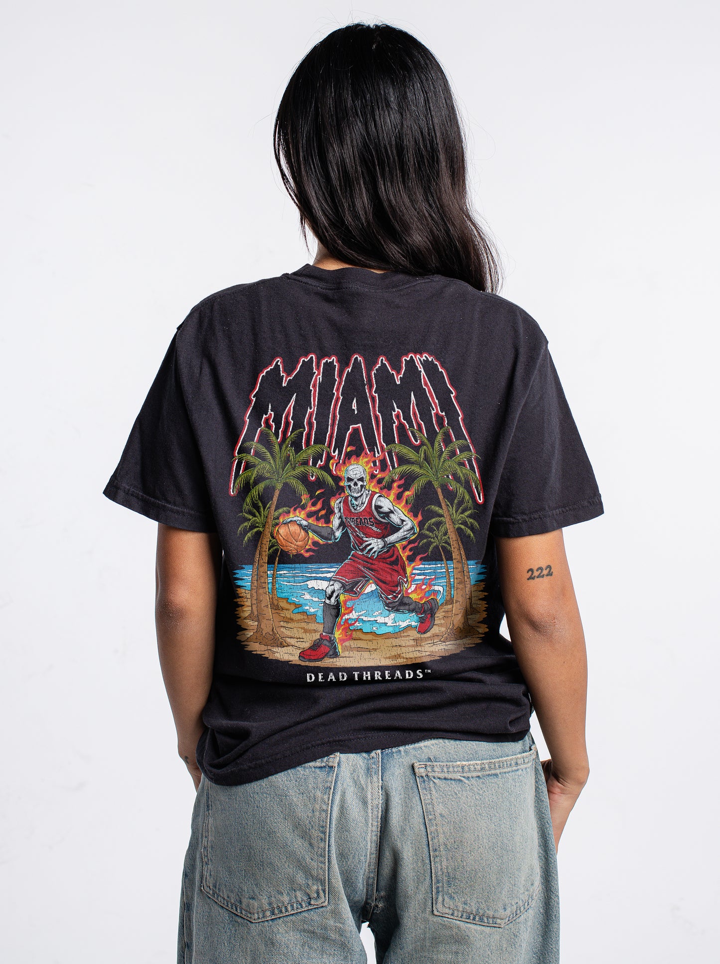 MIAMI BASKETBALL - “DT ESSENTIAL" PREMIUM T-SHIRT