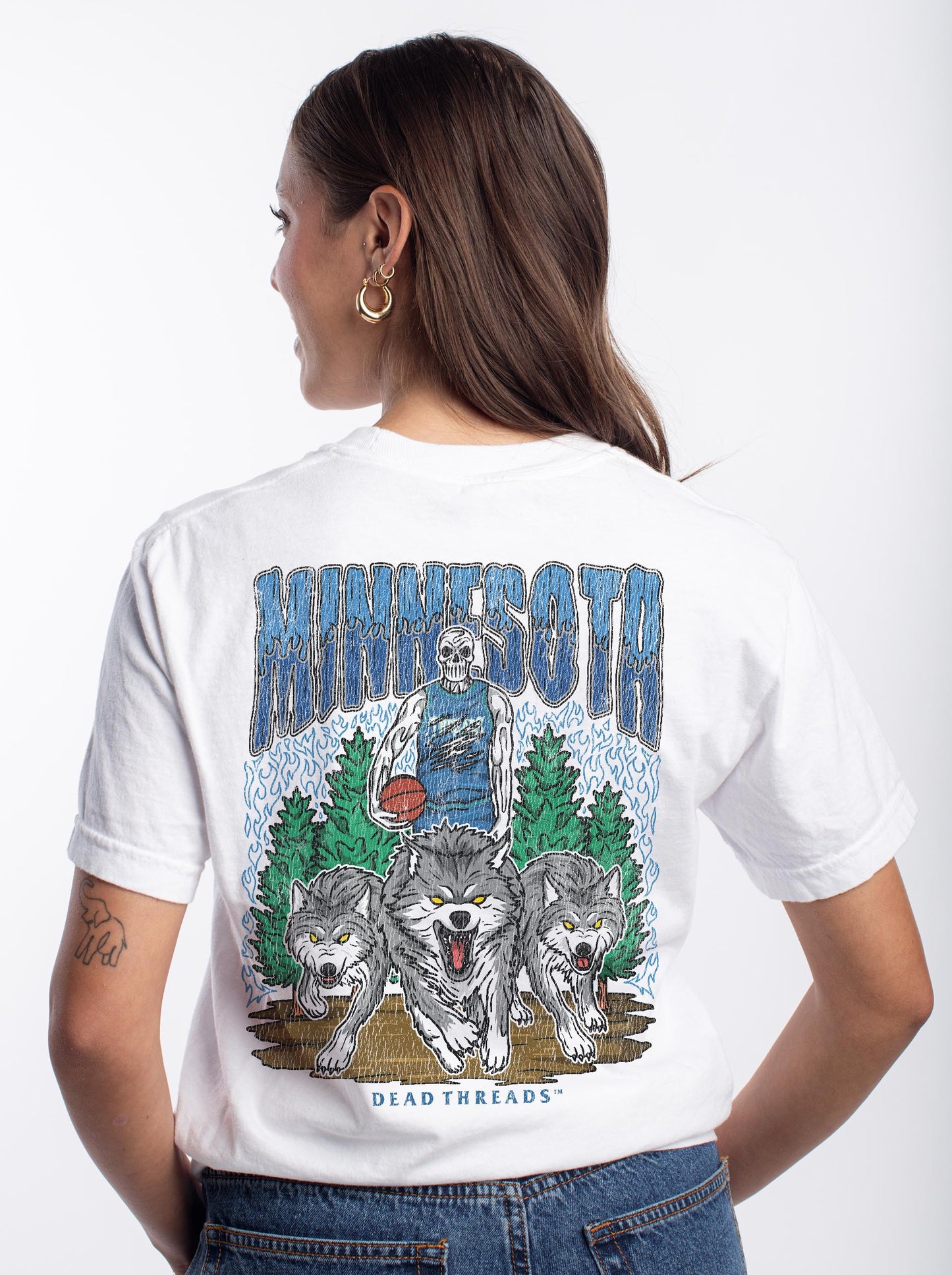 MINNESOTA BASKETBALL - “3 SKULL” PREMIUM T-SHIRT