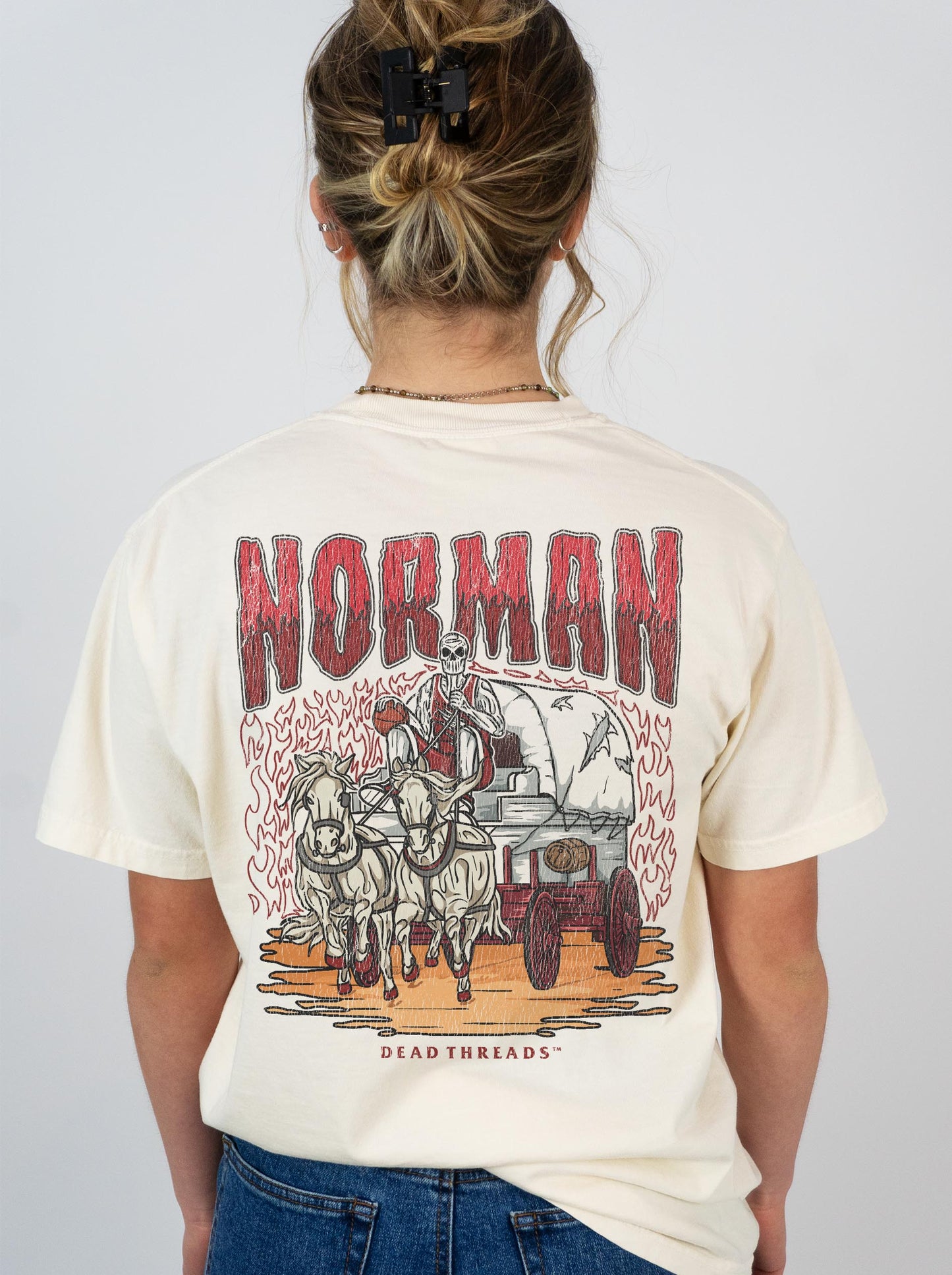 NORMAN BASKETBALL - “3 SKULL” PREMIUM T-SHIRT