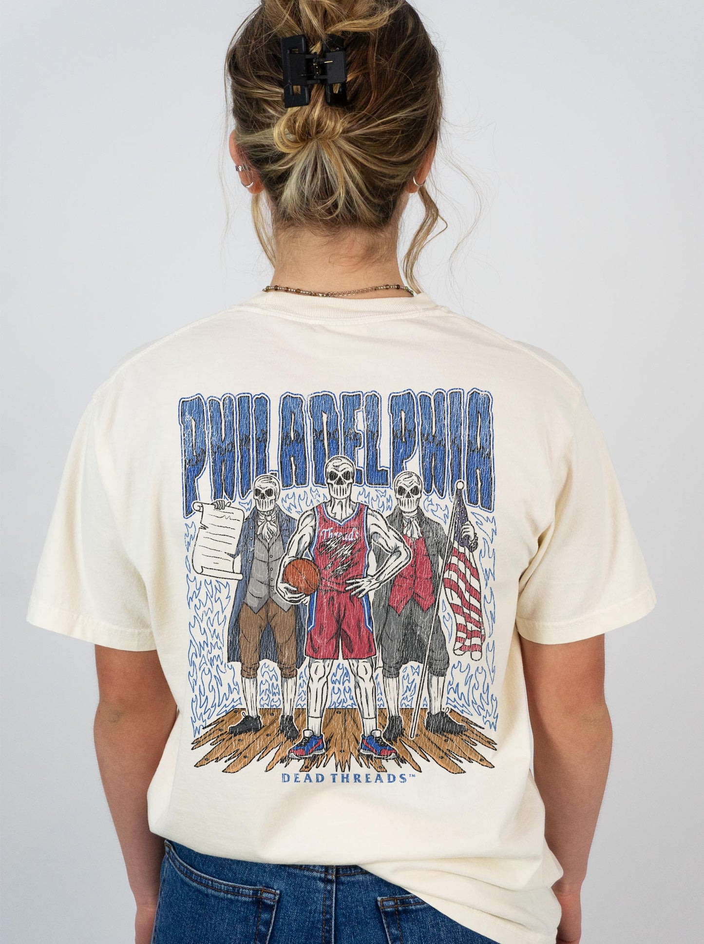 PHILADELPHIA BASKETBALL - “3 SKULL” PREMIUM T-SHIRT