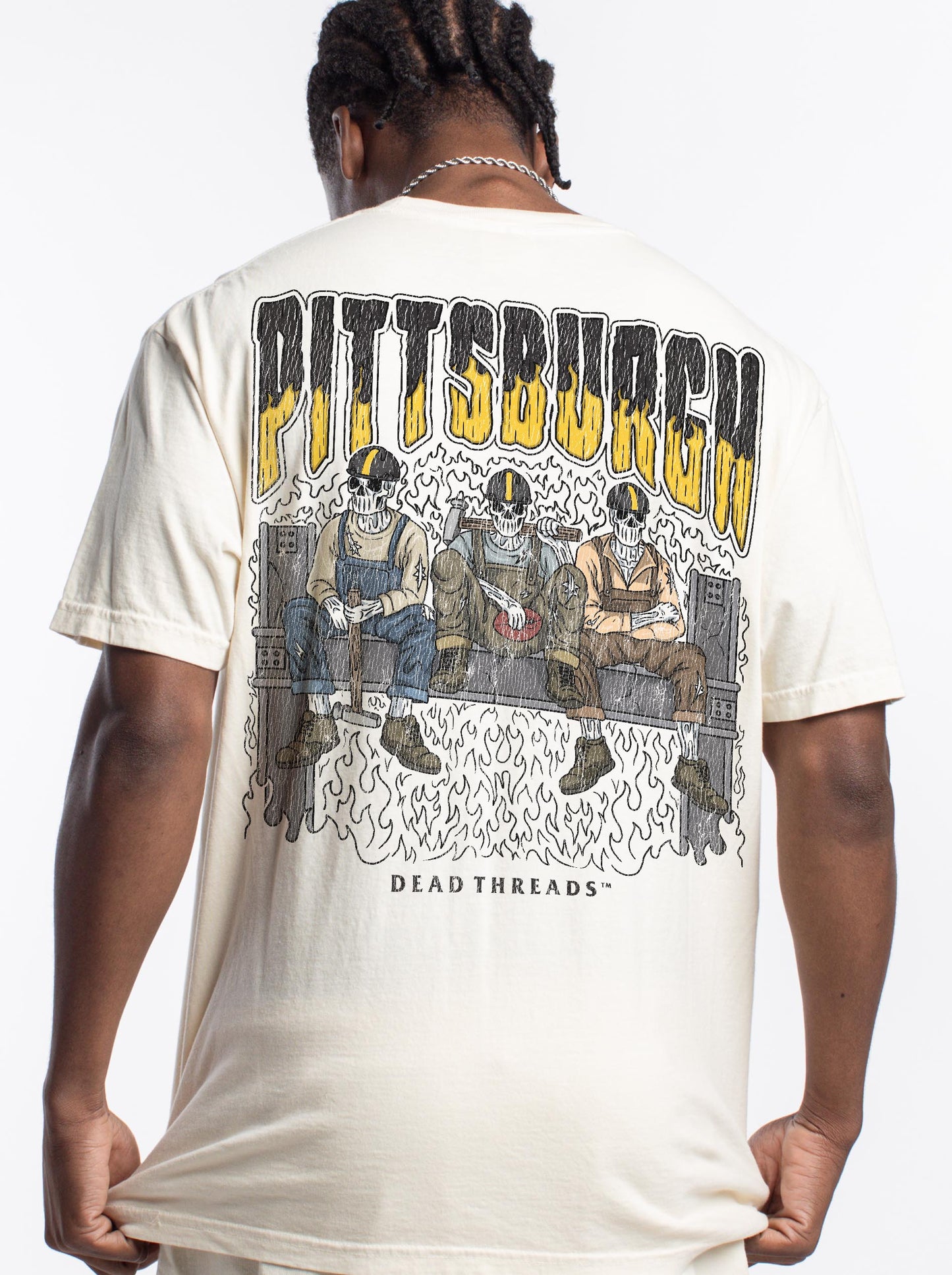 PITTSBURGH FOOTBALL - “3 SKULL” PREMIUM T-SHIRT