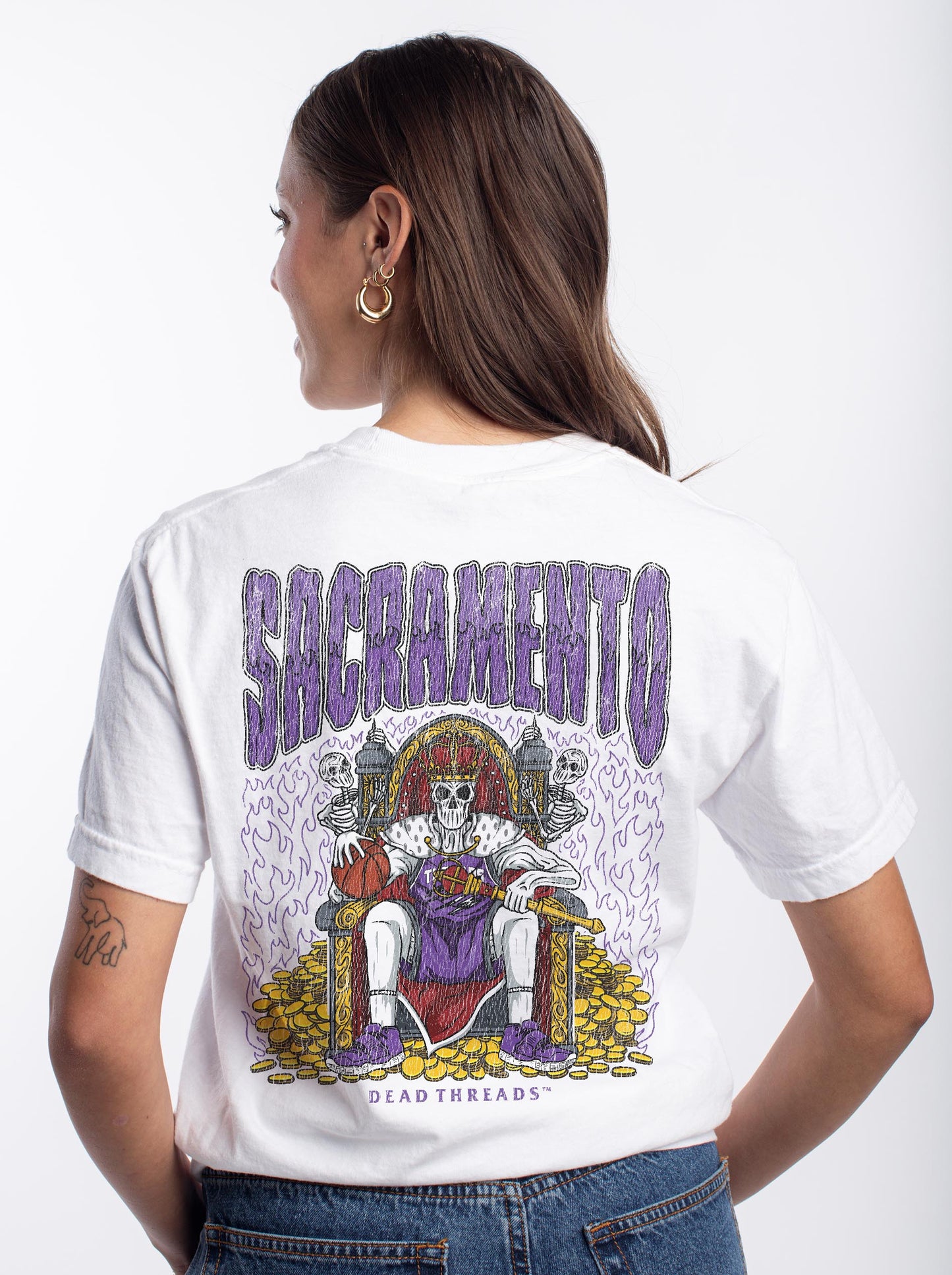 SACRAMENTO BASKETBALL - “3 SKULL” PREMIUM T-SHIRT