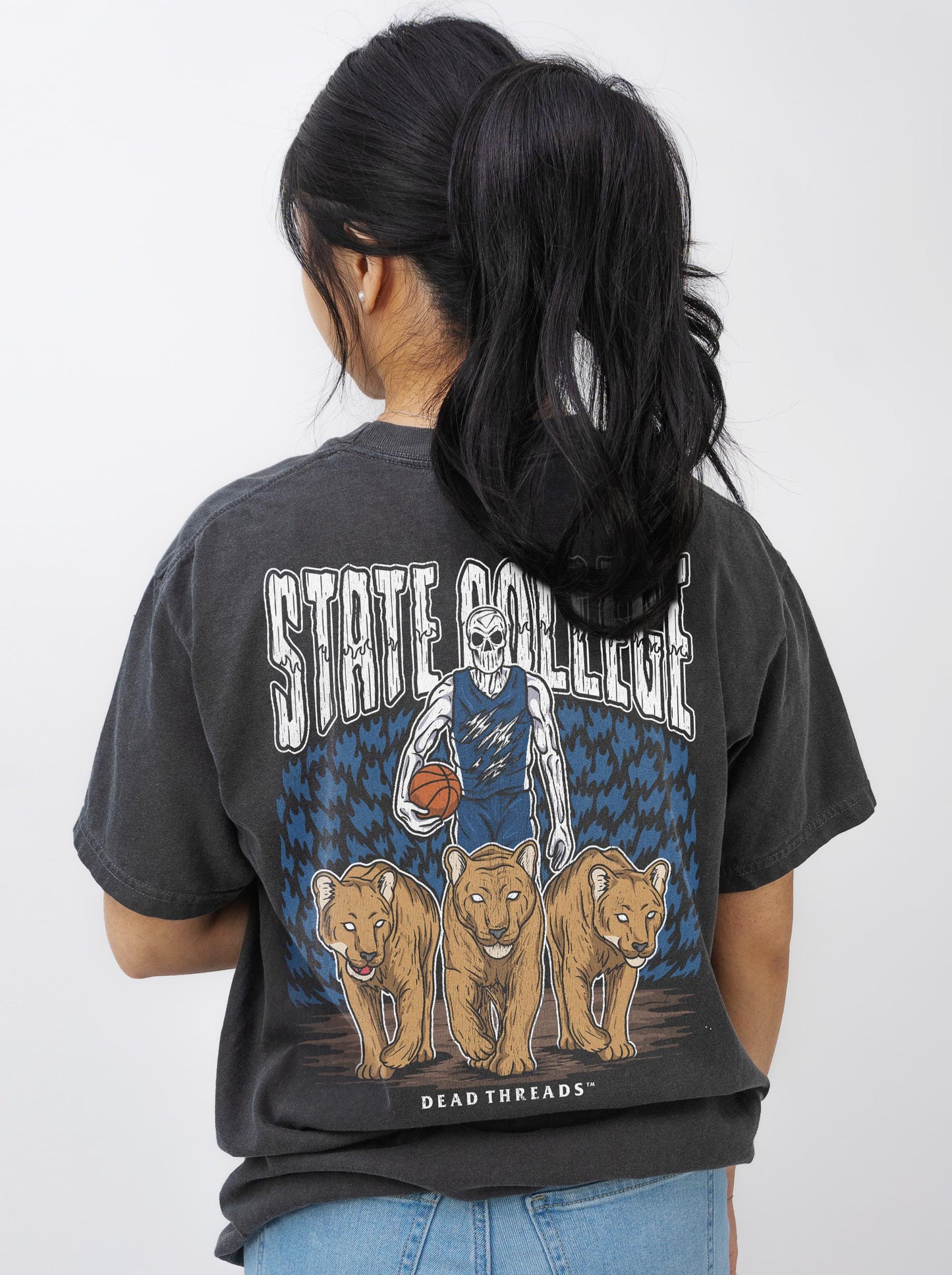 STATE COLLEGE BASKETBALL- “3 SKULL” PREMIUM T-SHIRT