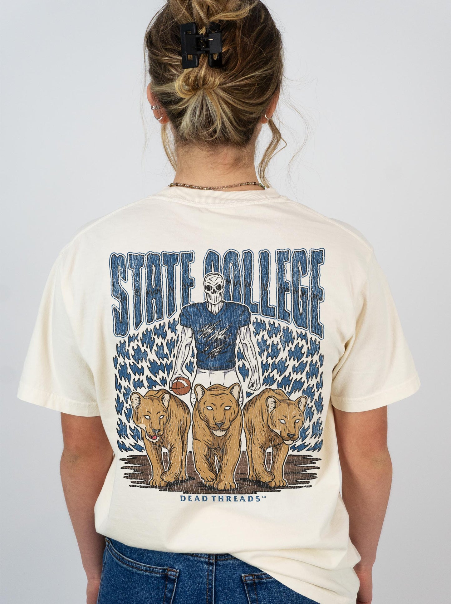 STATE COLLEGE FOOTBALL - “3 SKULL” PREMIUM T-SHIRT