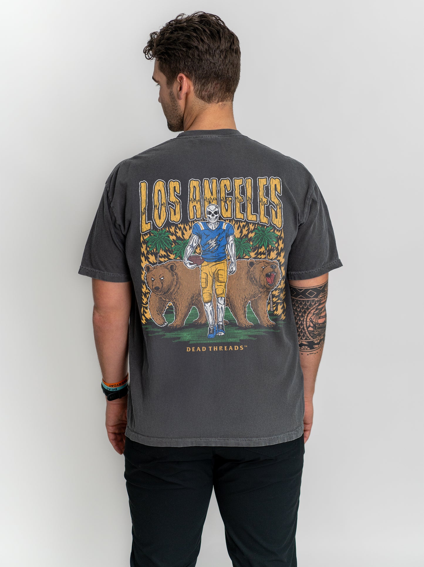 LOS ANGELES  FOOTBALL - “3 SKULL” PREMIUM T-SHIRT