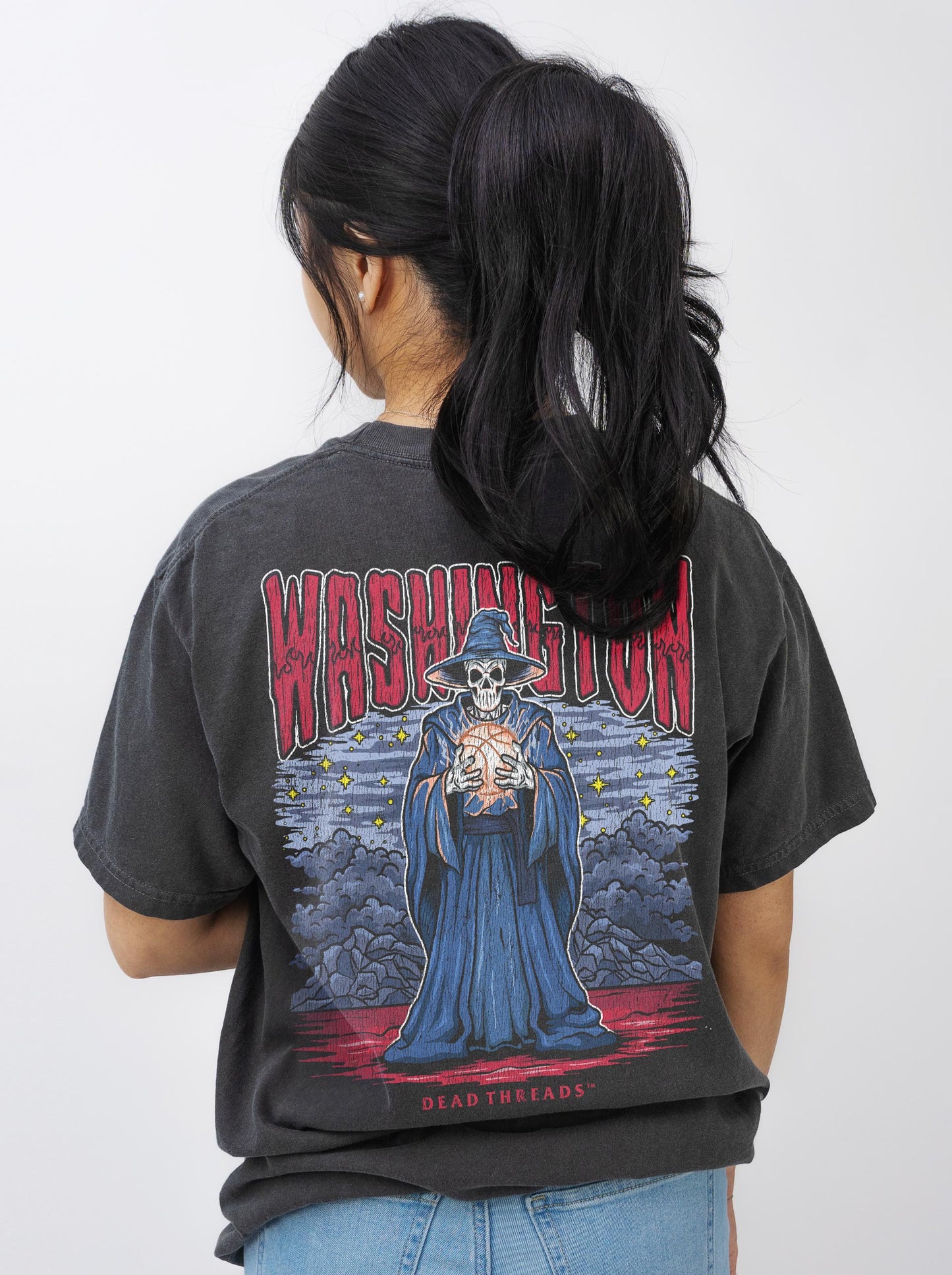 WASHINGTON BASKETBALL - “3 SKULL” PREMIUM T-SHIRT