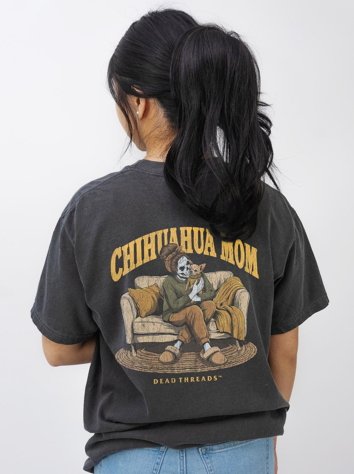 CHIHUAHUA MOM - “DT ESSENTIAL" PREMIUM T-SHIRT