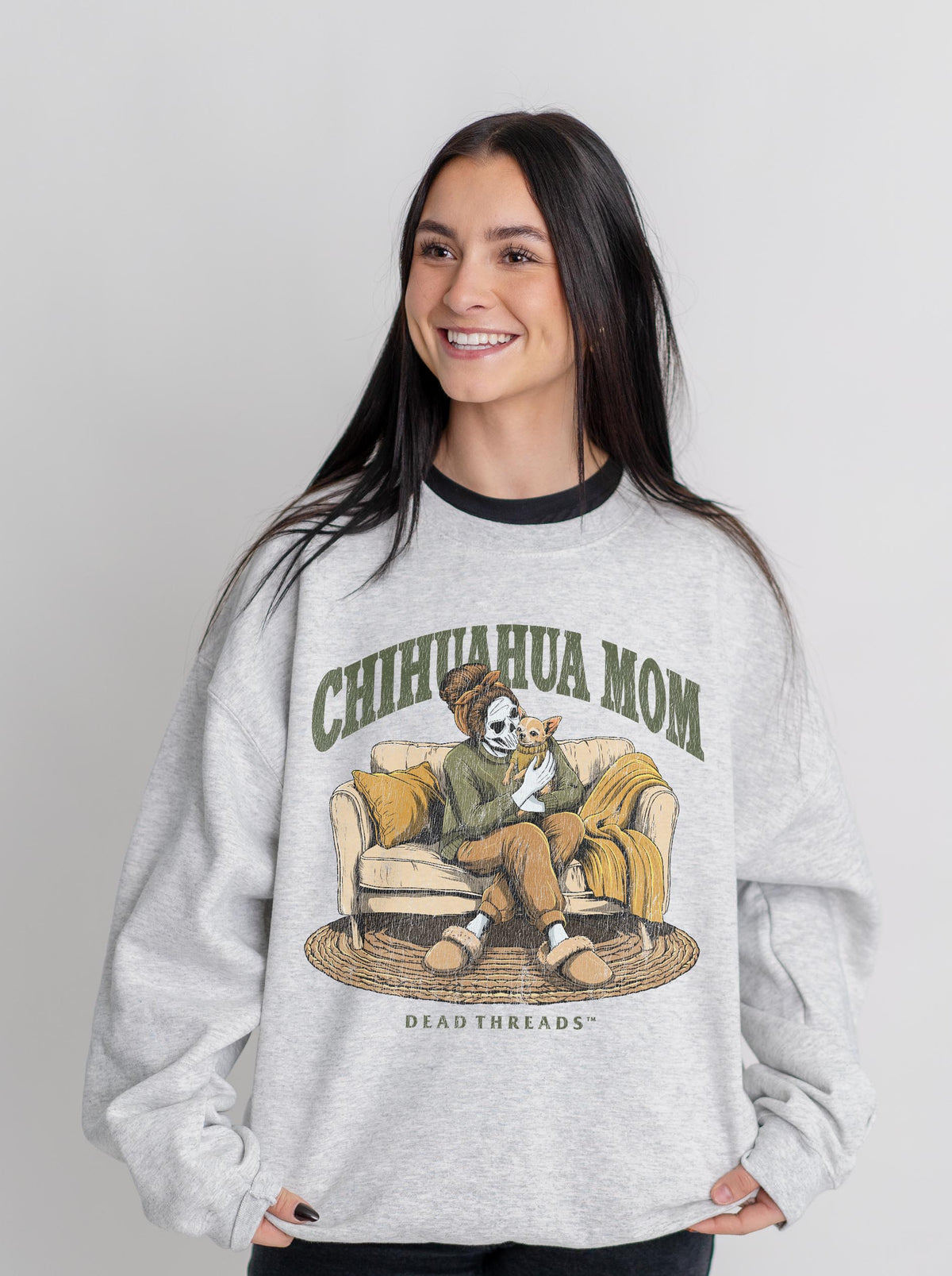 CHIHUAHUA MOM - CREWNECK SWEATSHIRT