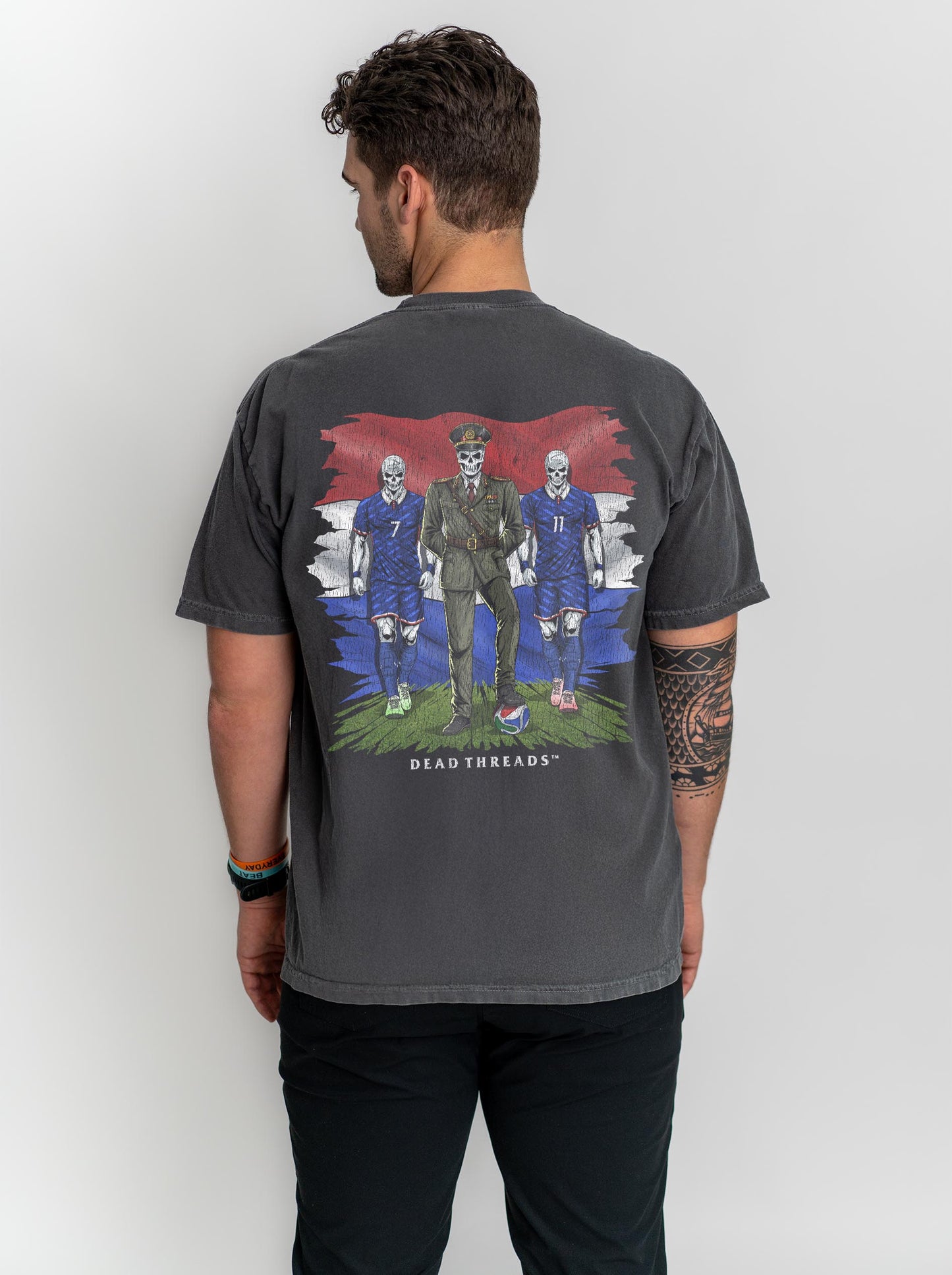 EL DICTATOR - “DT ESSENTIAL" PREMIUM T-SHIRT