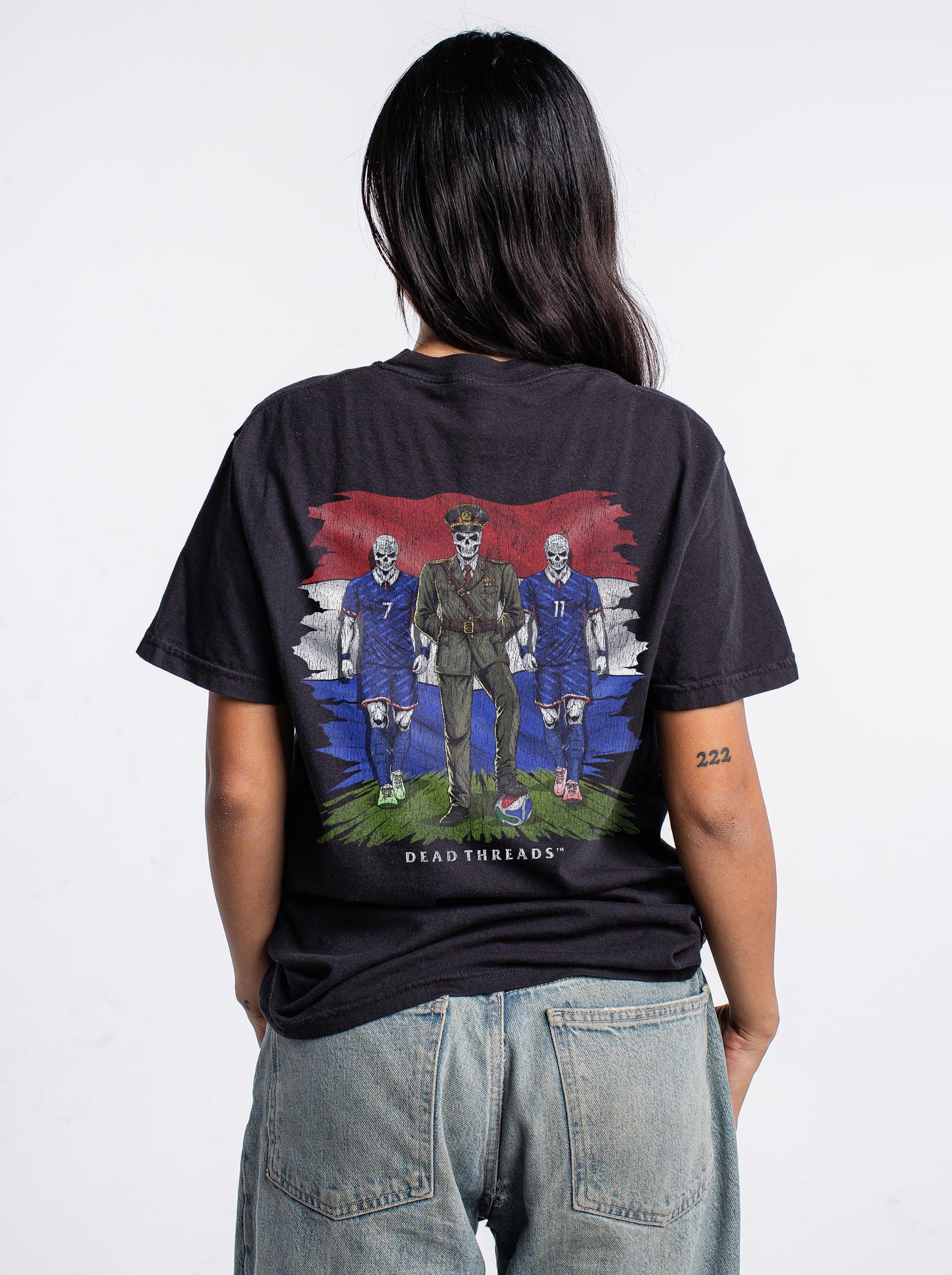 EL DICTATOR - “DT ESSENTIAL" PREMIUM T-SHIRT