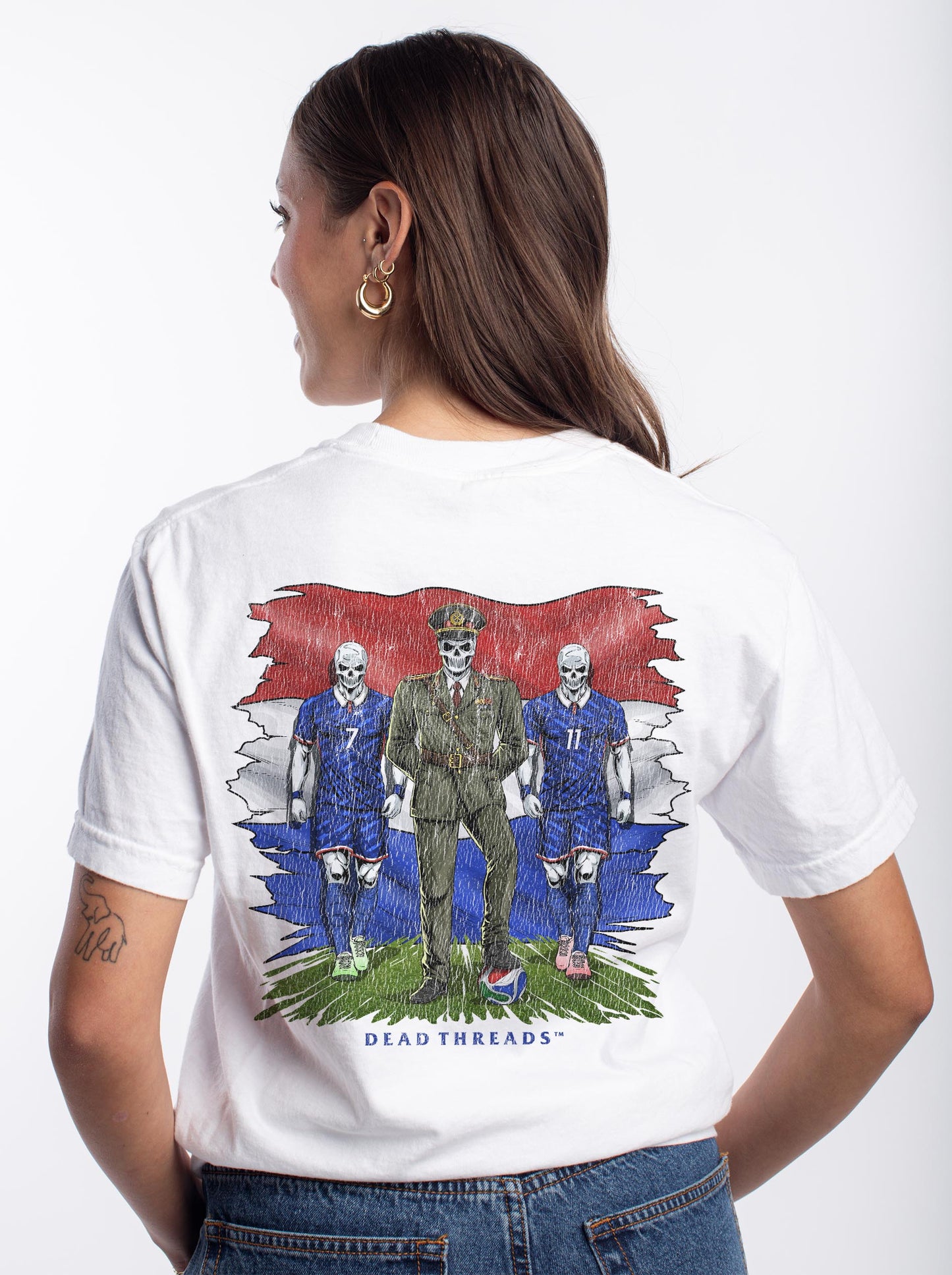 EL DICTATOR - “DT ESSENTIAL" PREMIUM T-SHIRT