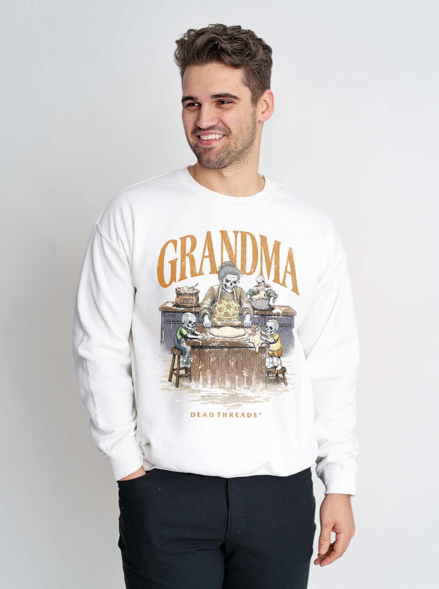 GRANDMA - CREWNECK SWEATSHIRT