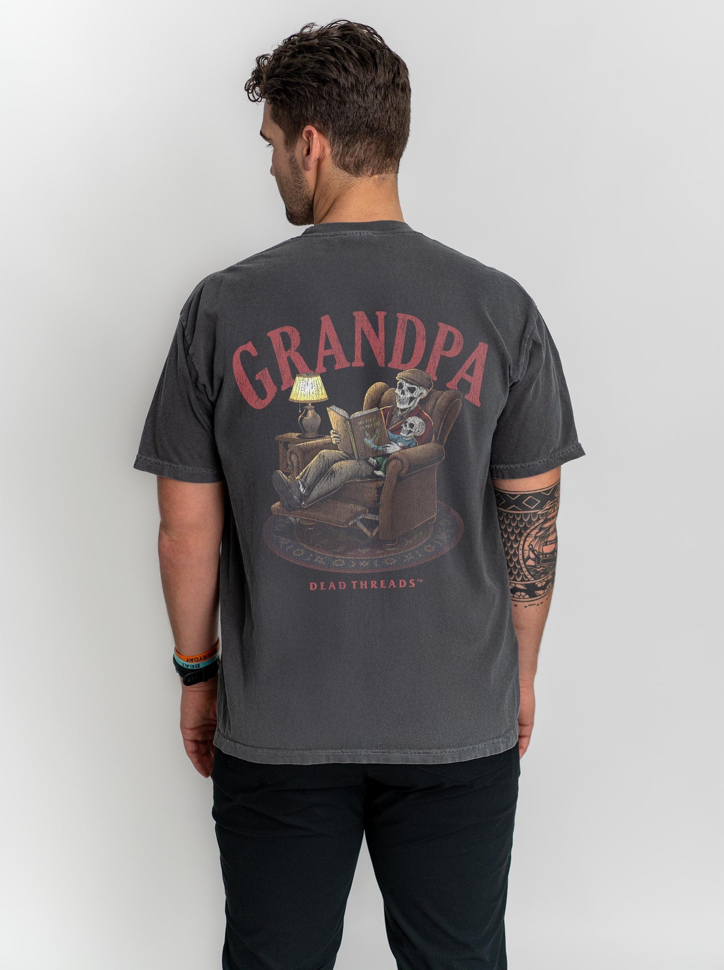 GRANDPA v1 - “DT ESSENTIAL" PREMIUM T-SHIRT
