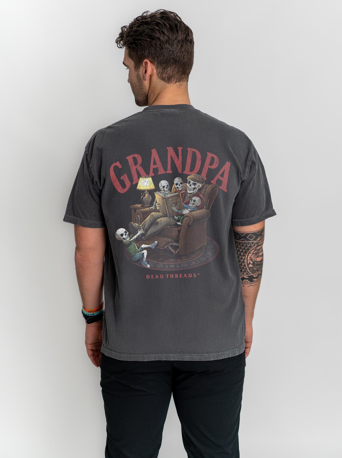 GRANDPA v4 - “DT ESSENTIAL" PREMIUM T-SHIRT