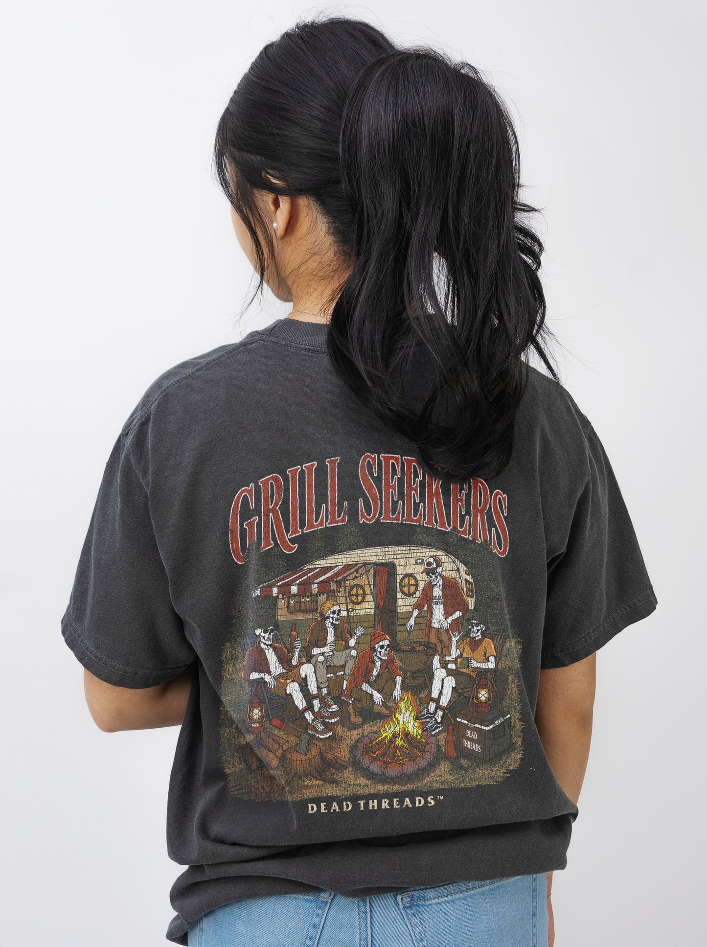 GRILL SEEKERS - “DT ESSENTIAL" PREMIUM T-SHIRT