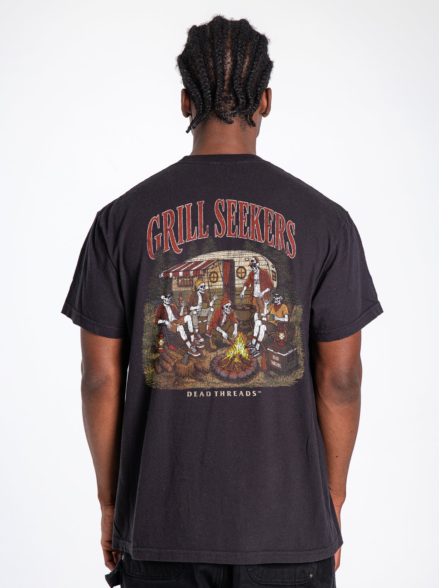 GRILL SEEKERS - “DT ESSENTIAL" PREMIUM T-SHIRT