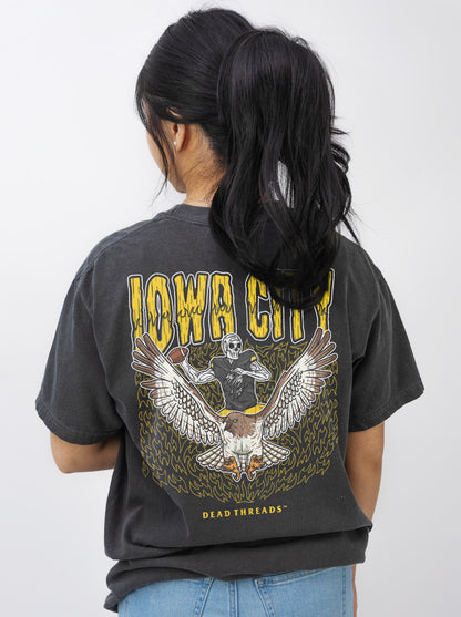IOWA CITY FOOTBALL - “3 SKULL” PREMIUM T-SHIRT
