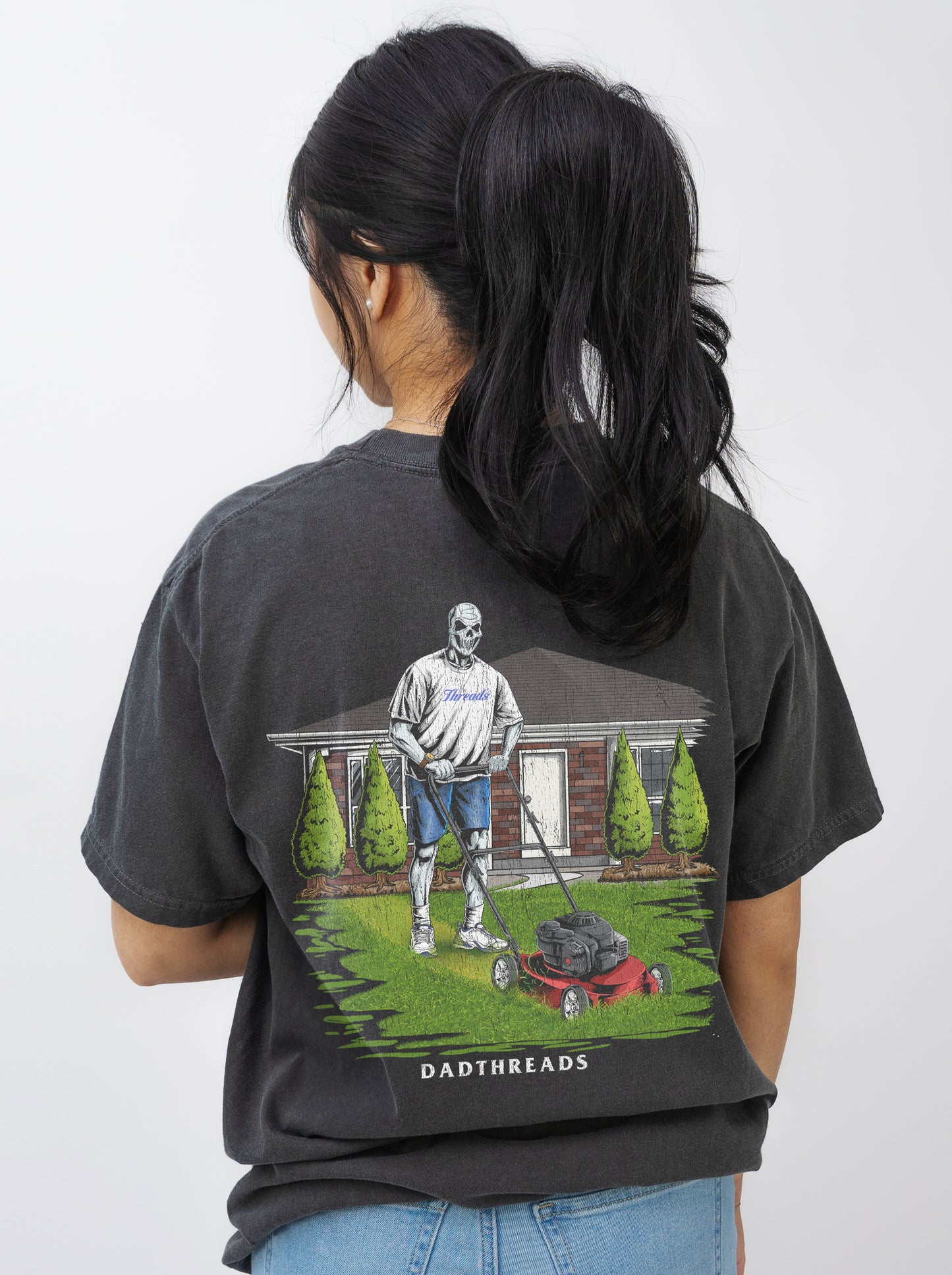 LAWN OF THE DEAD v2 - “DT ESSENTIAL" PREMIUM T-SHIRT