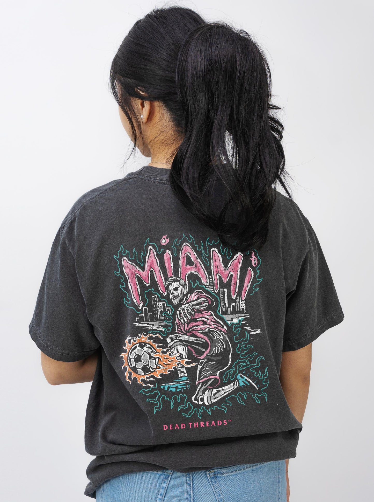 MIAMI FUTBOL - “3 SKULL” PREMIUM T-SHIRT
