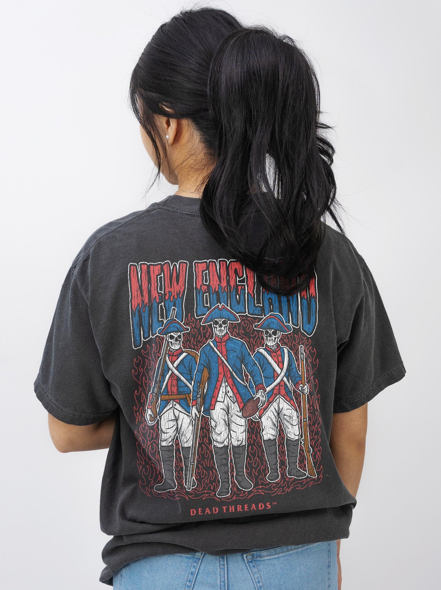 NEW ENGLAND FOOTBALL - “3 SKULL” PREMIUM T-SHIRT