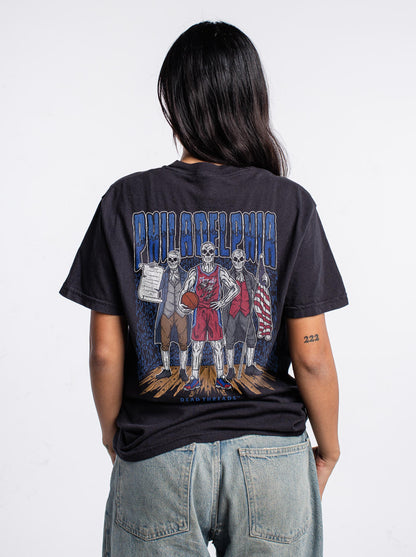 PHILADELPHIA BASKETBALL - “3 SKULL” PREMIUM T-SHIRT