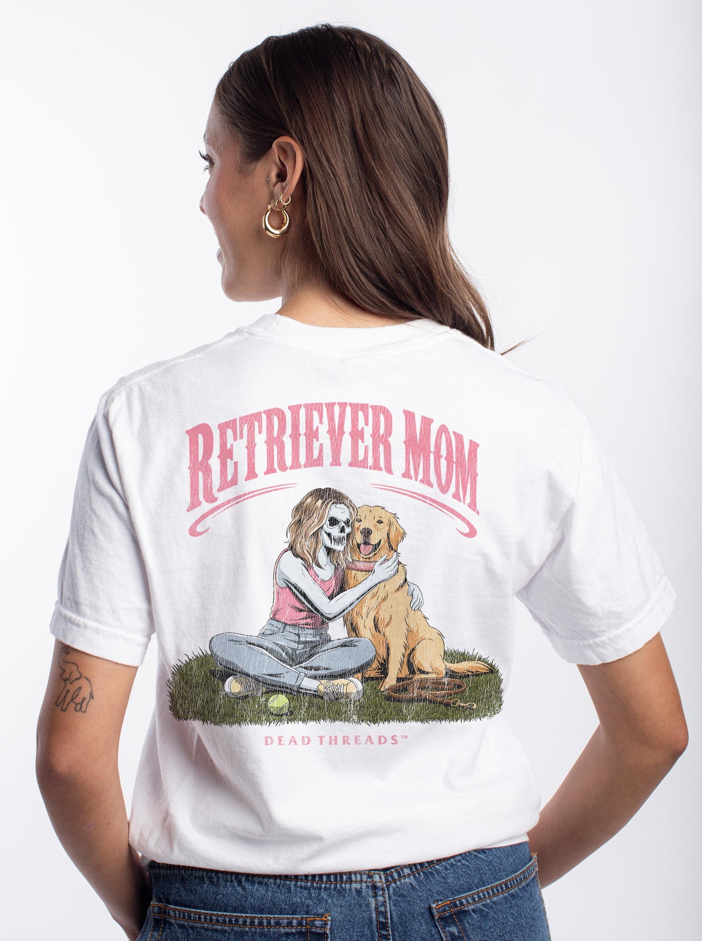 RETRIEVER MOM - “DT ESSENTIAL" PREMIUM T-SHIRT