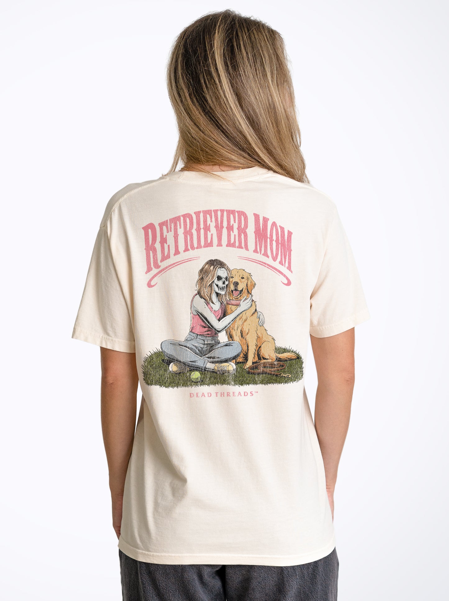RETRIEVER MOM - “DT ESSENTIAL" PREMIUM T-SHIRT
