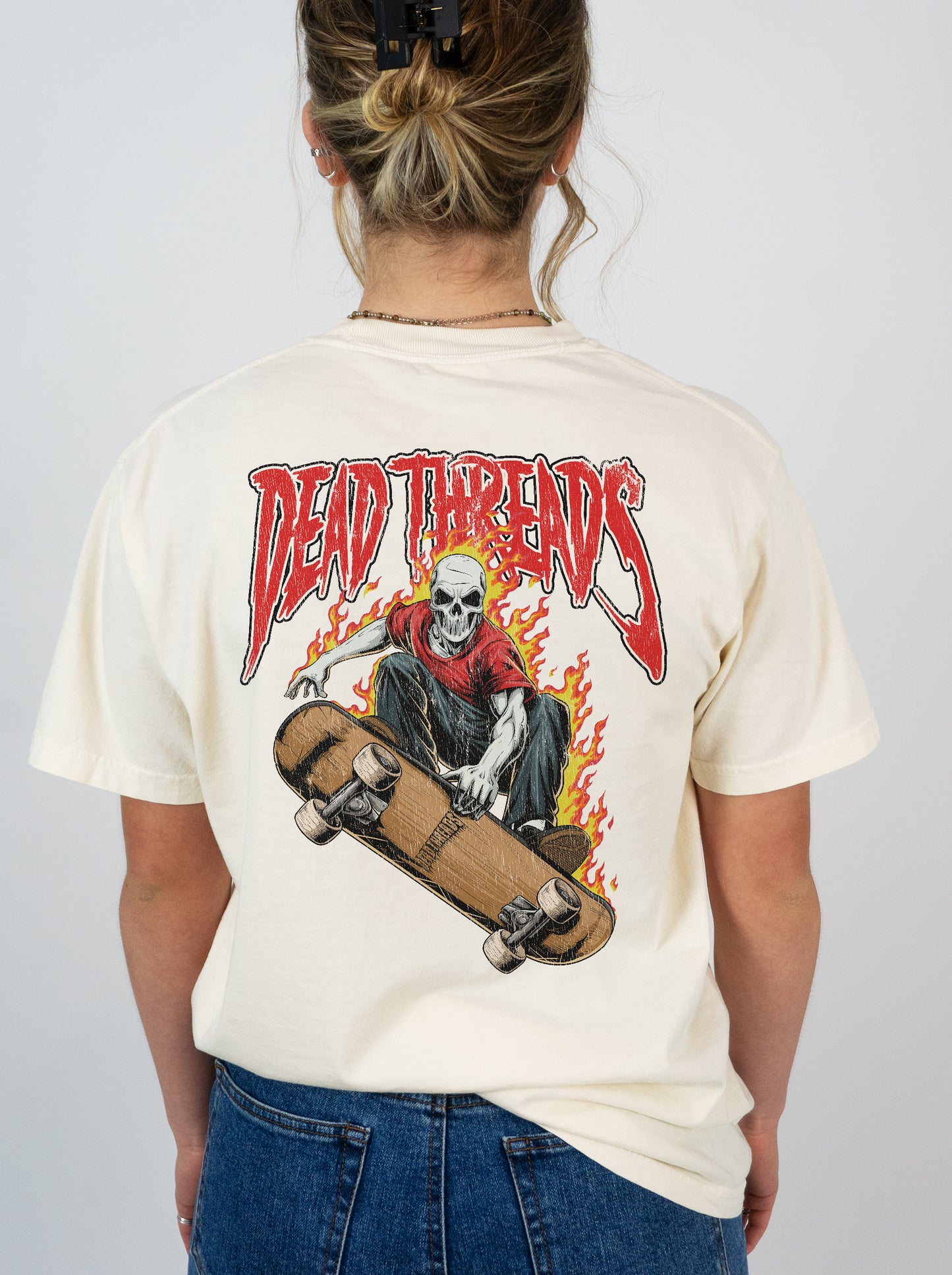 SKATE OR DIE - “3 SKULL” PREMIUM T-SHIRT