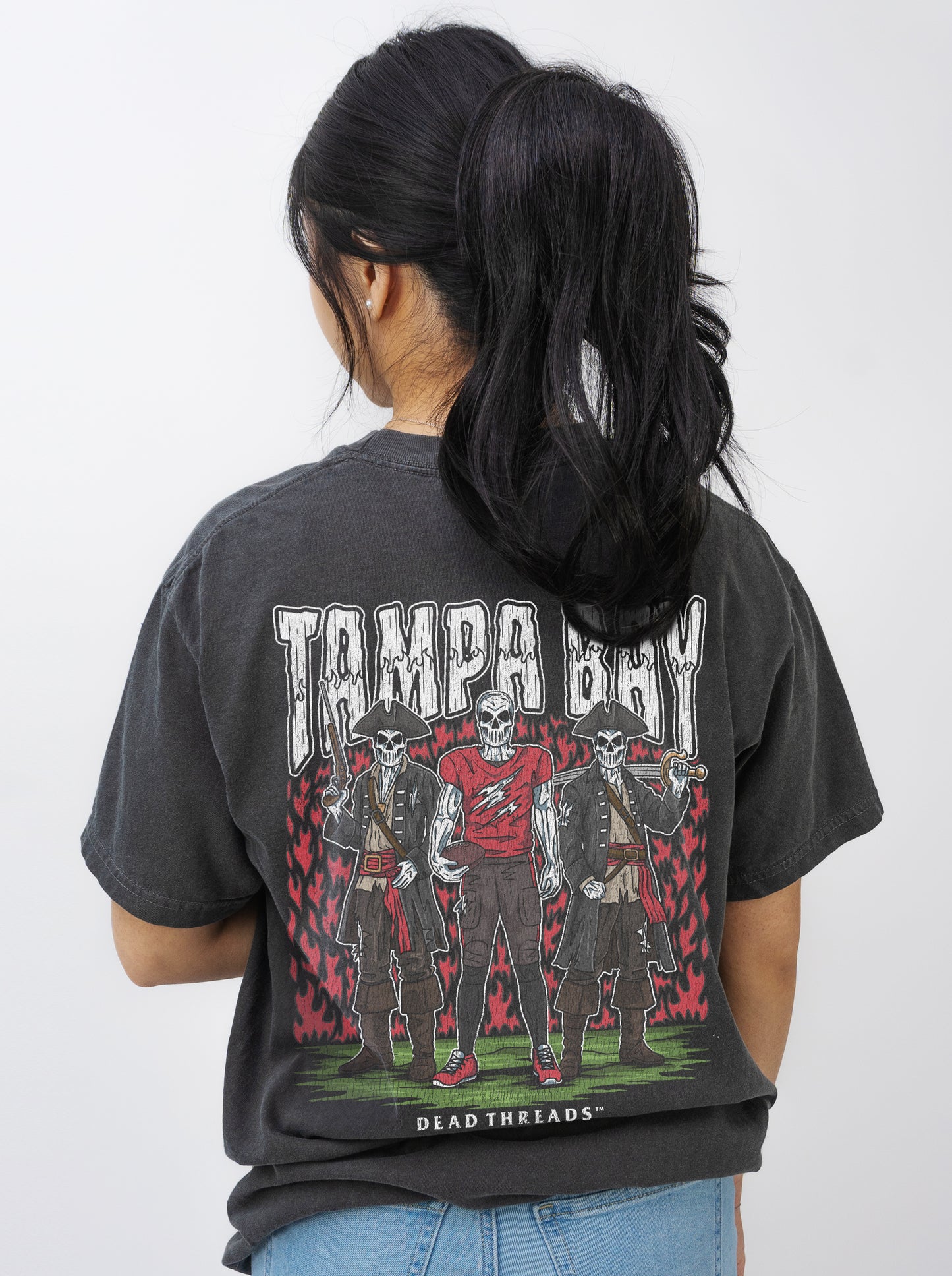 TAMPA BAY FOOTBALL v2 - “3 SKULL” PREMIUM T-SHIRT
