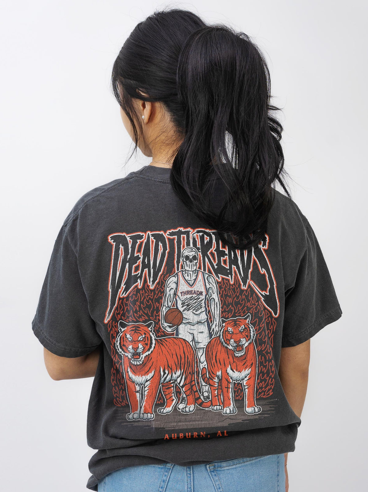 AUBURN BASKETBALL - “DT ESSENTIAL" PREMIUM T-SHIRT – T-Shirt – Dead Threads Apparel