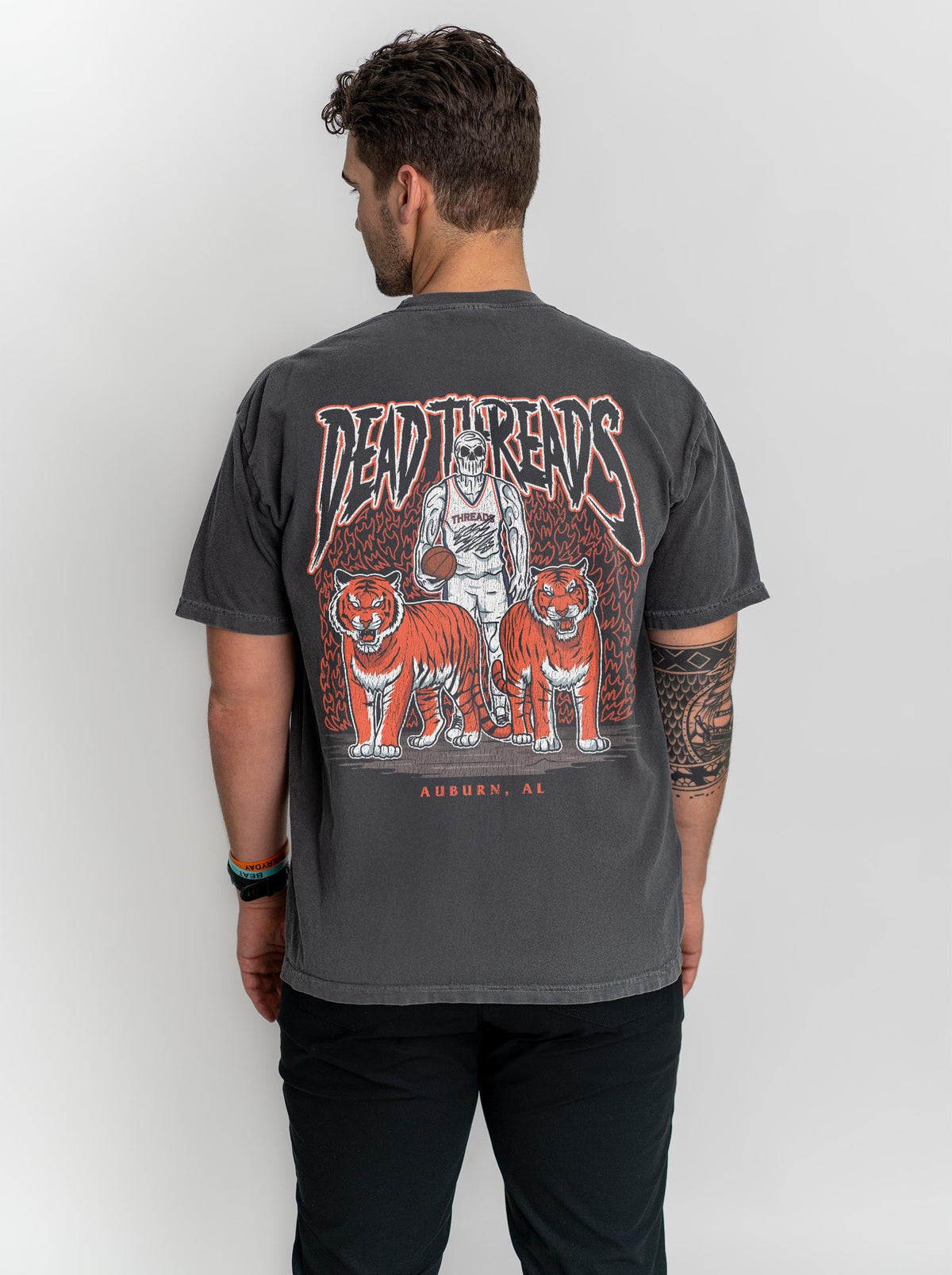 AUBURN BASKETBALL - “DT ESSENTIAL" PREMIUM T-SHIRT – T-Shirt – Dead Threads Apparel