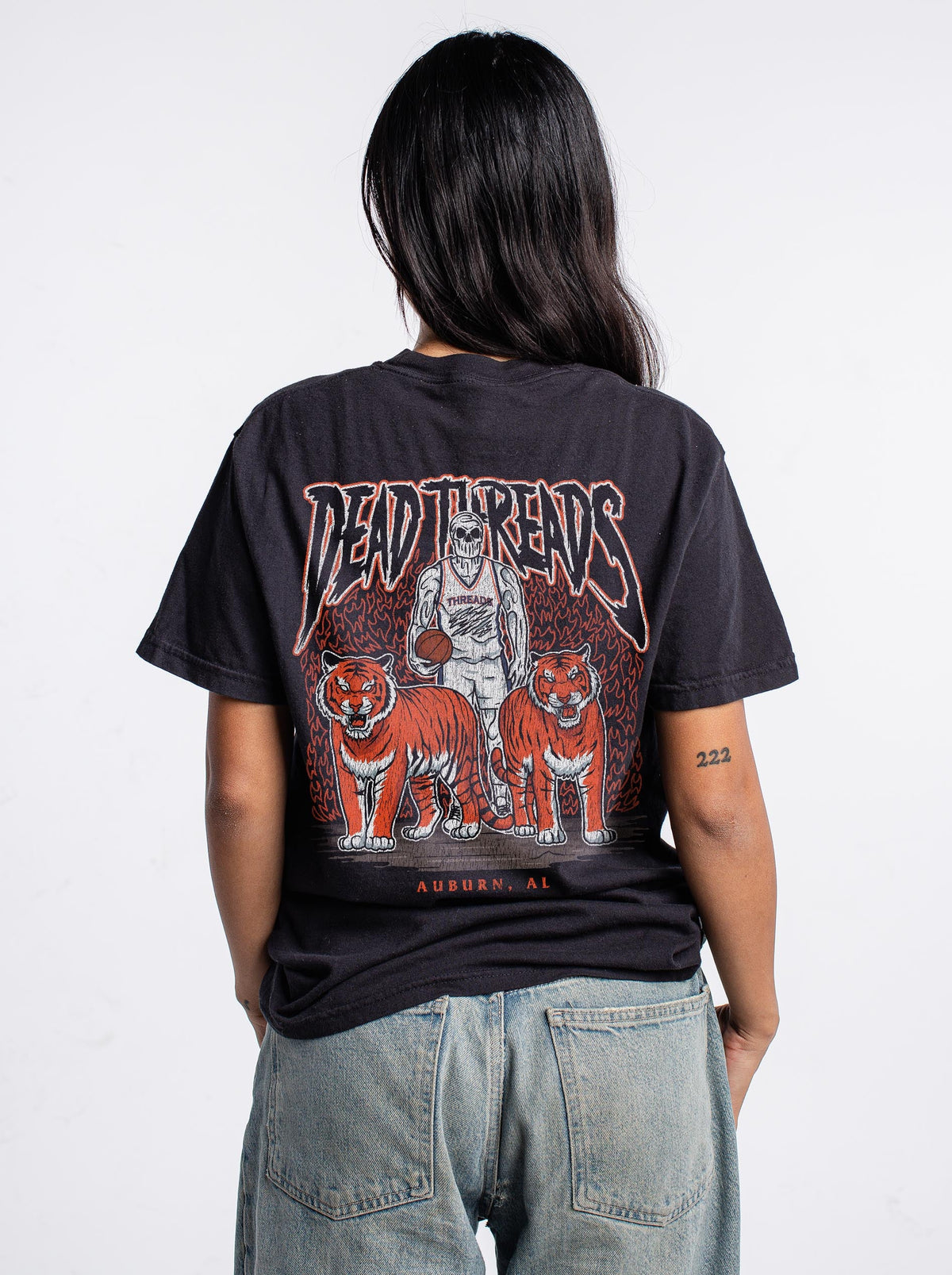 AUBURN BASKETBALL - “DT ESSENTIAL" PREMIUM T-SHIRT – T-Shirt – Dead Threads Apparel