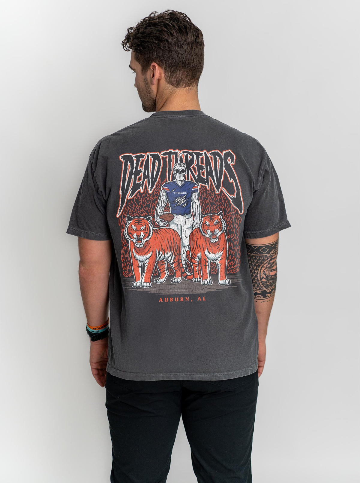 AUBURN FOOTBALL - “DT ESSENTIAL" PREMIUM T-SHIRT – T-Shirt – Dead Threads Apparel