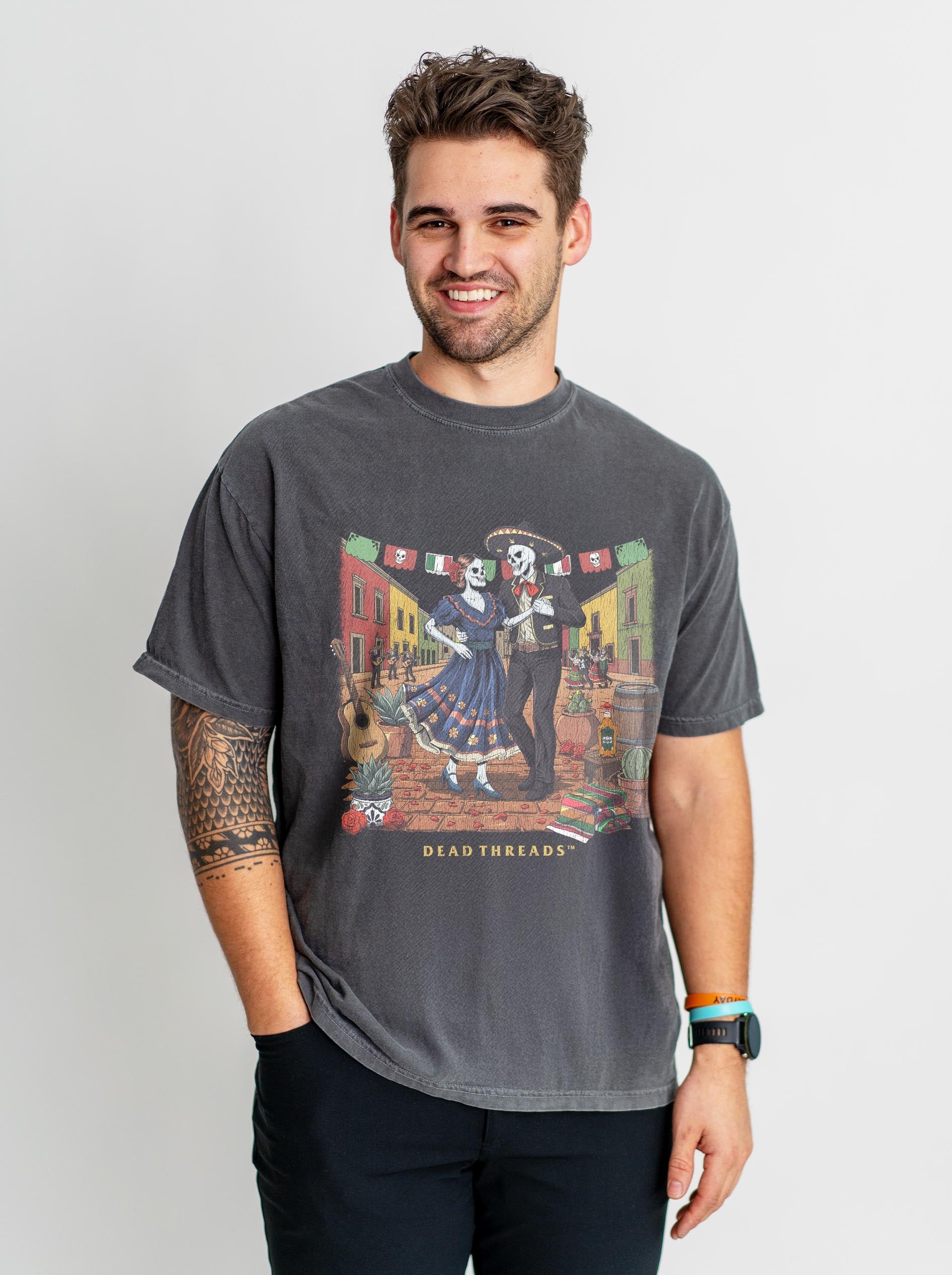 BONES Y BAILAR – T-Shirt – Dead Threads Apparel