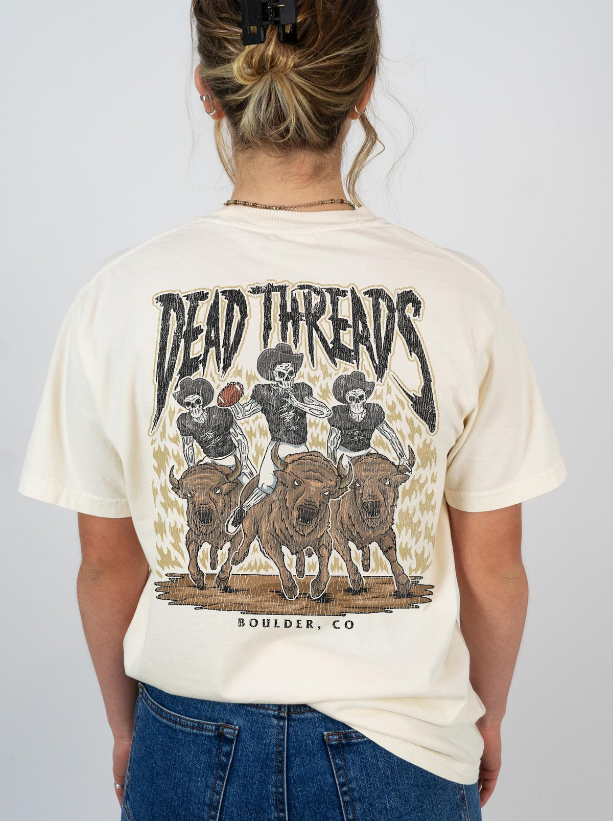 BOULDER FOOTBALL - “3 SKULL” PREMIUM T-SHIRT – T-Shirt – Dead Threads Apparel